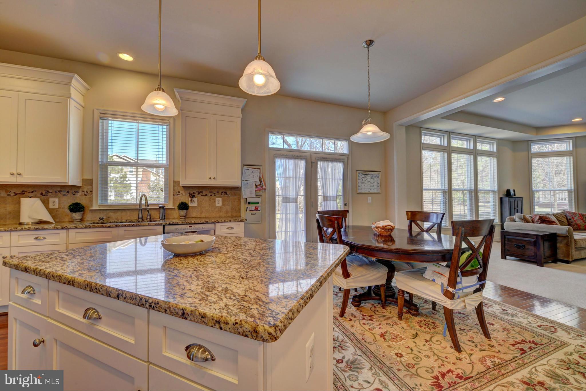 VIENNA ESTATES - Residential