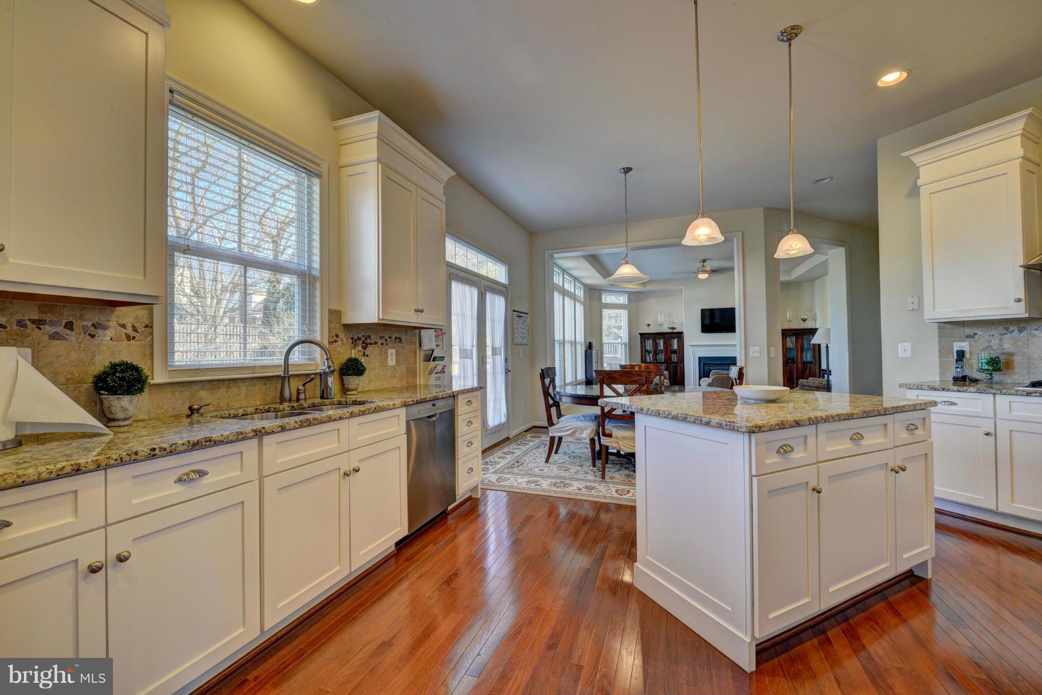 VIENNA ESTATES - Residential