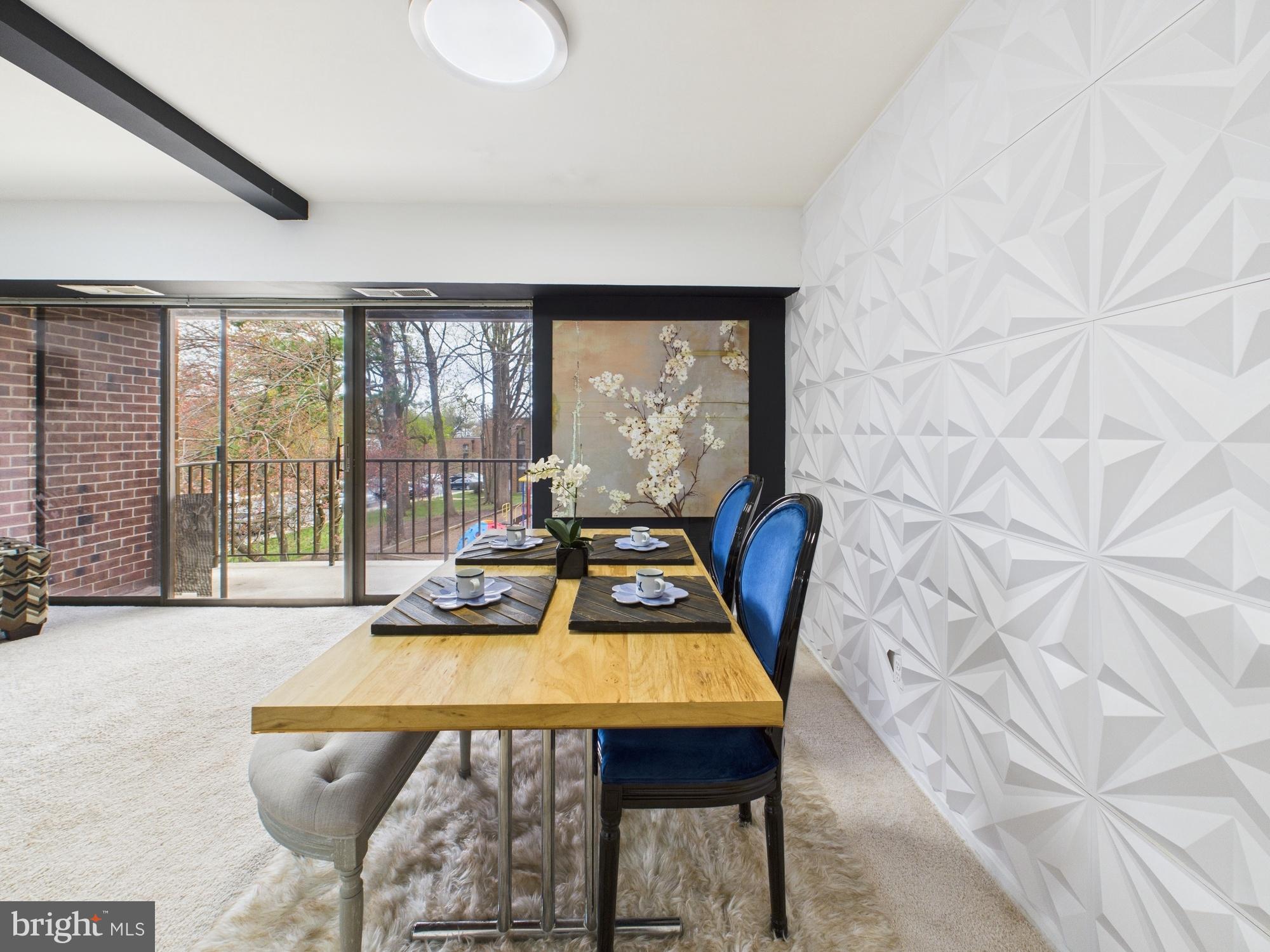 HERITAGE COURT - Residential