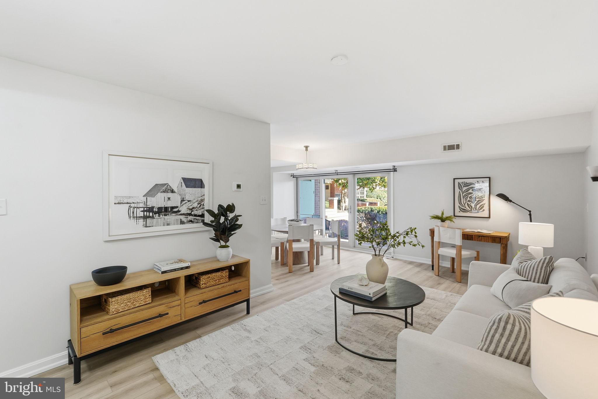 WAPLETON CONDOMINIUM - Residential