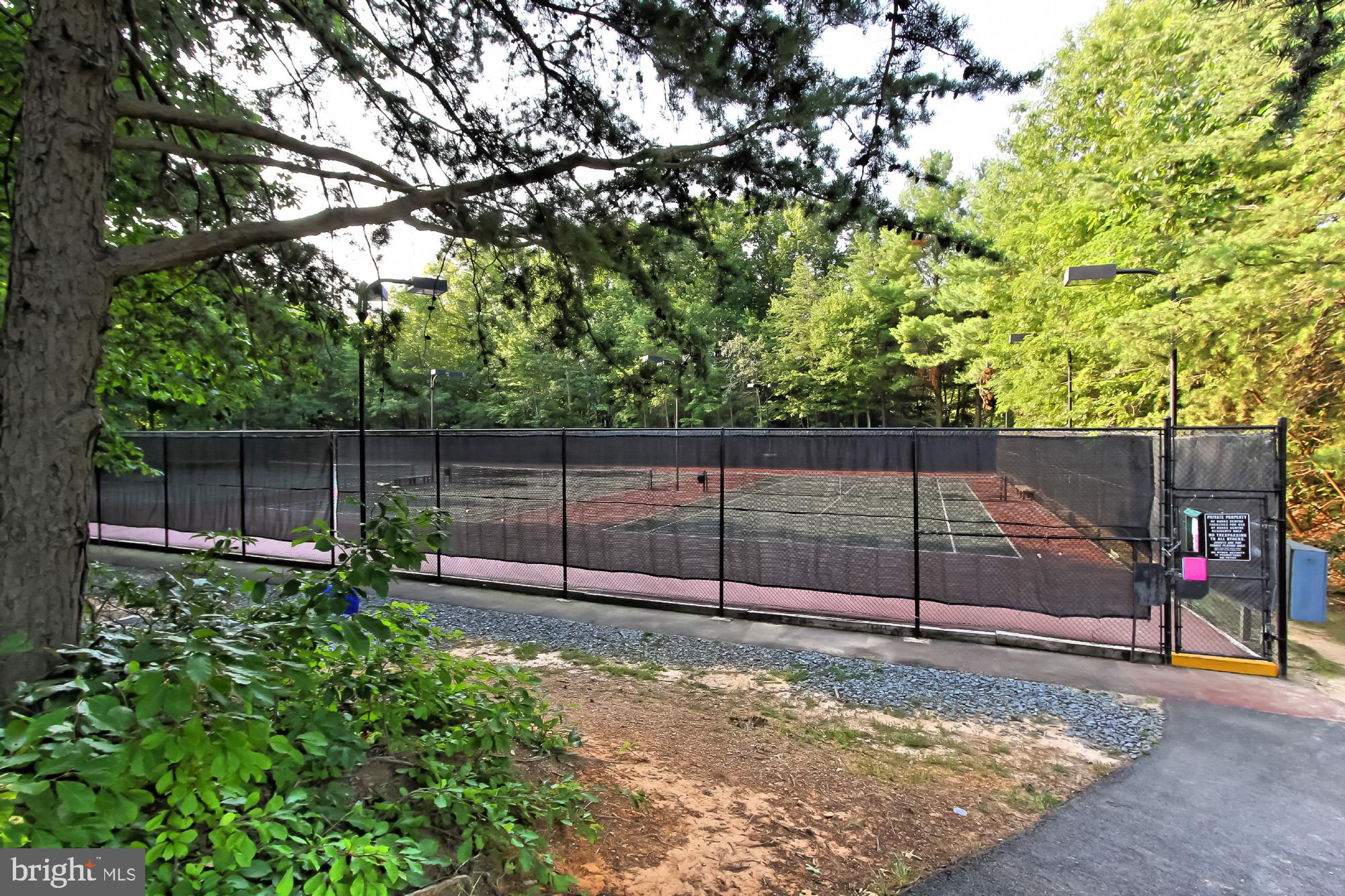 WOODWALK - Residential