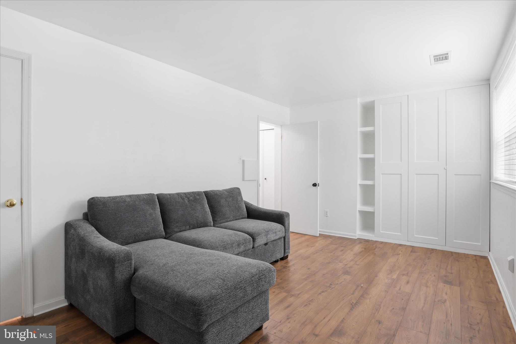 WOODWALK - Residential