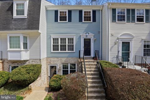 5913 FIRST LANDING WAY 180 BURKE VA 22015