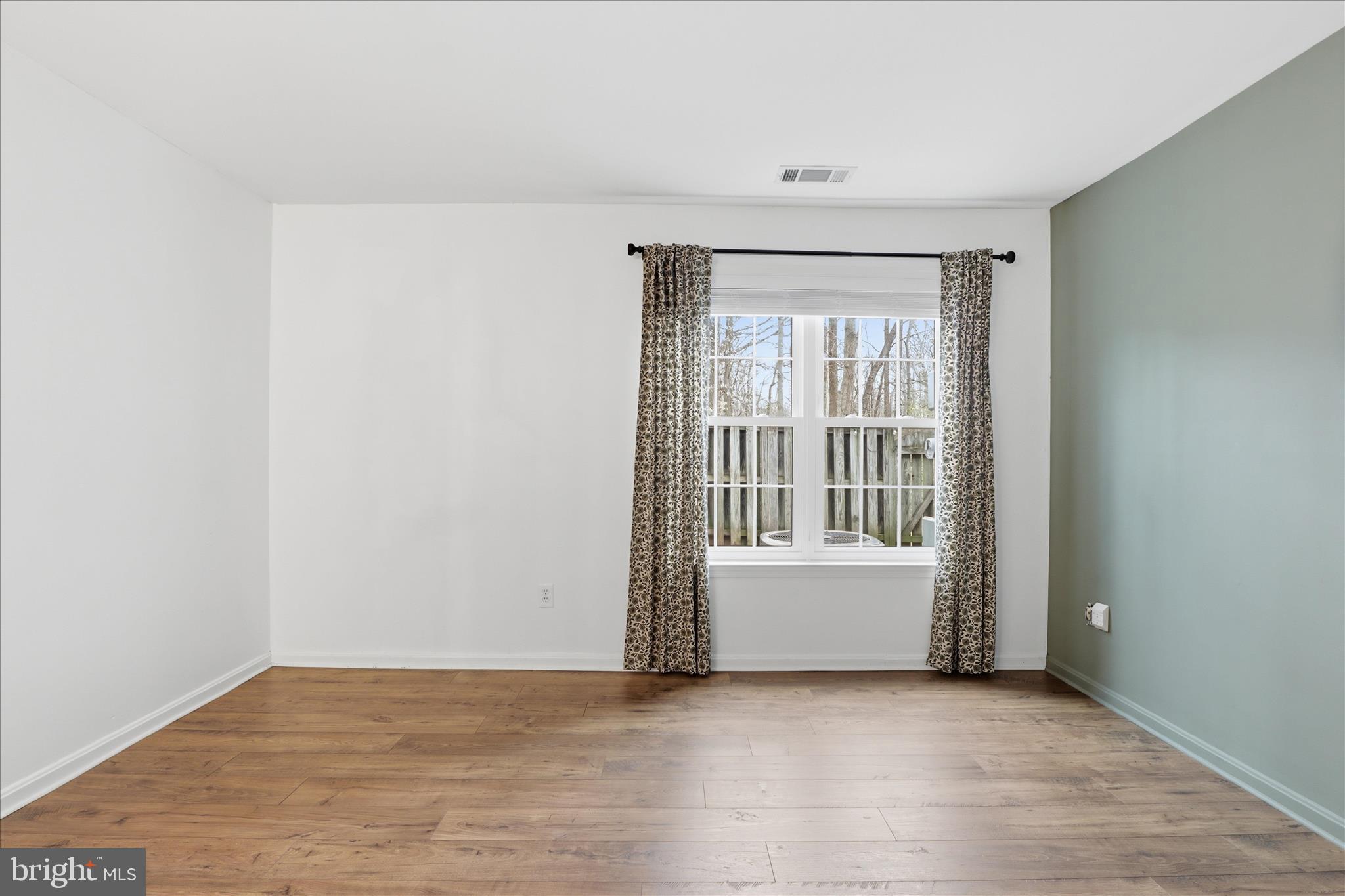 WOODWALK - Residential