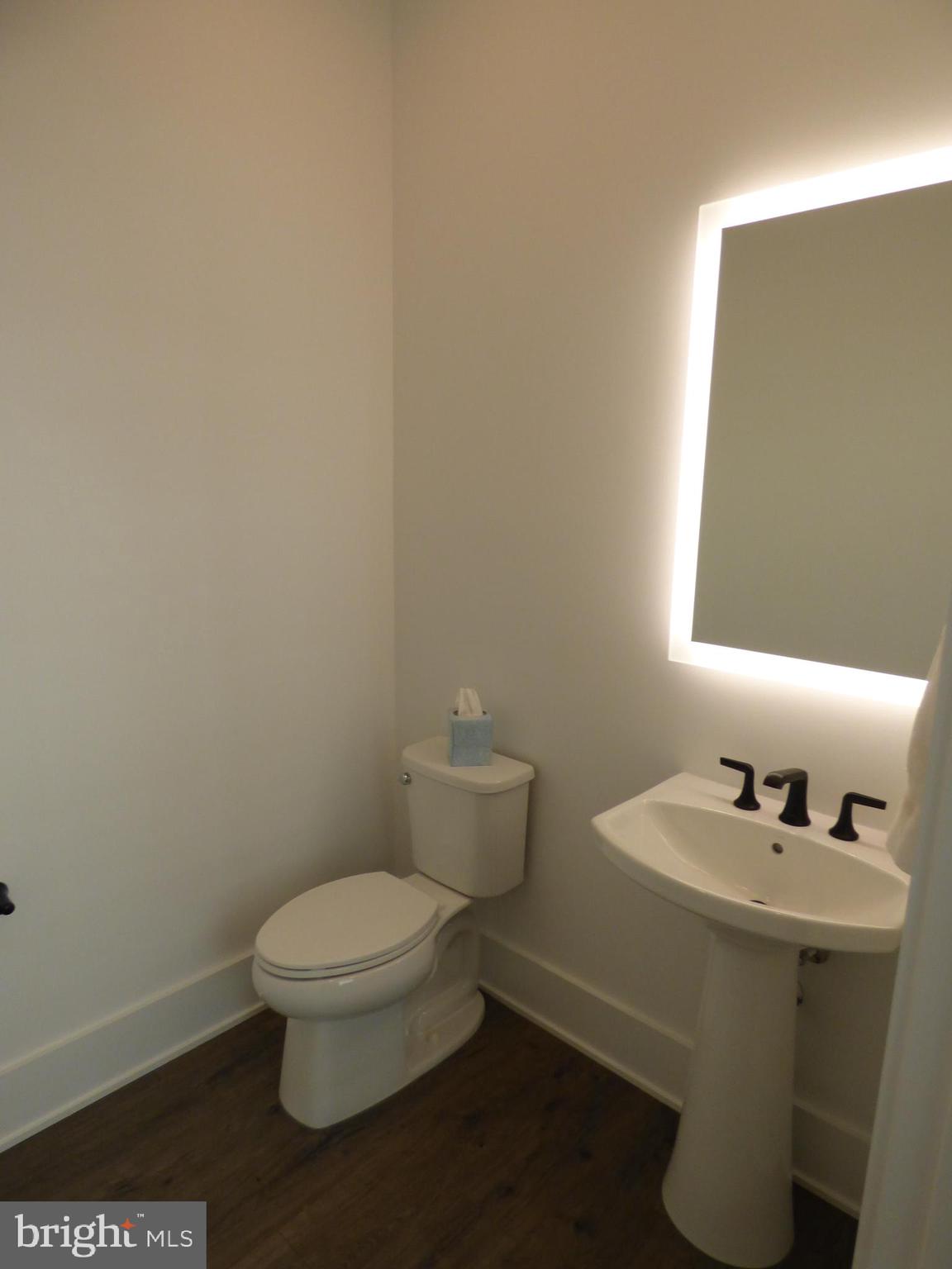 CABIN JOHN VILLAGE - Residential Lease