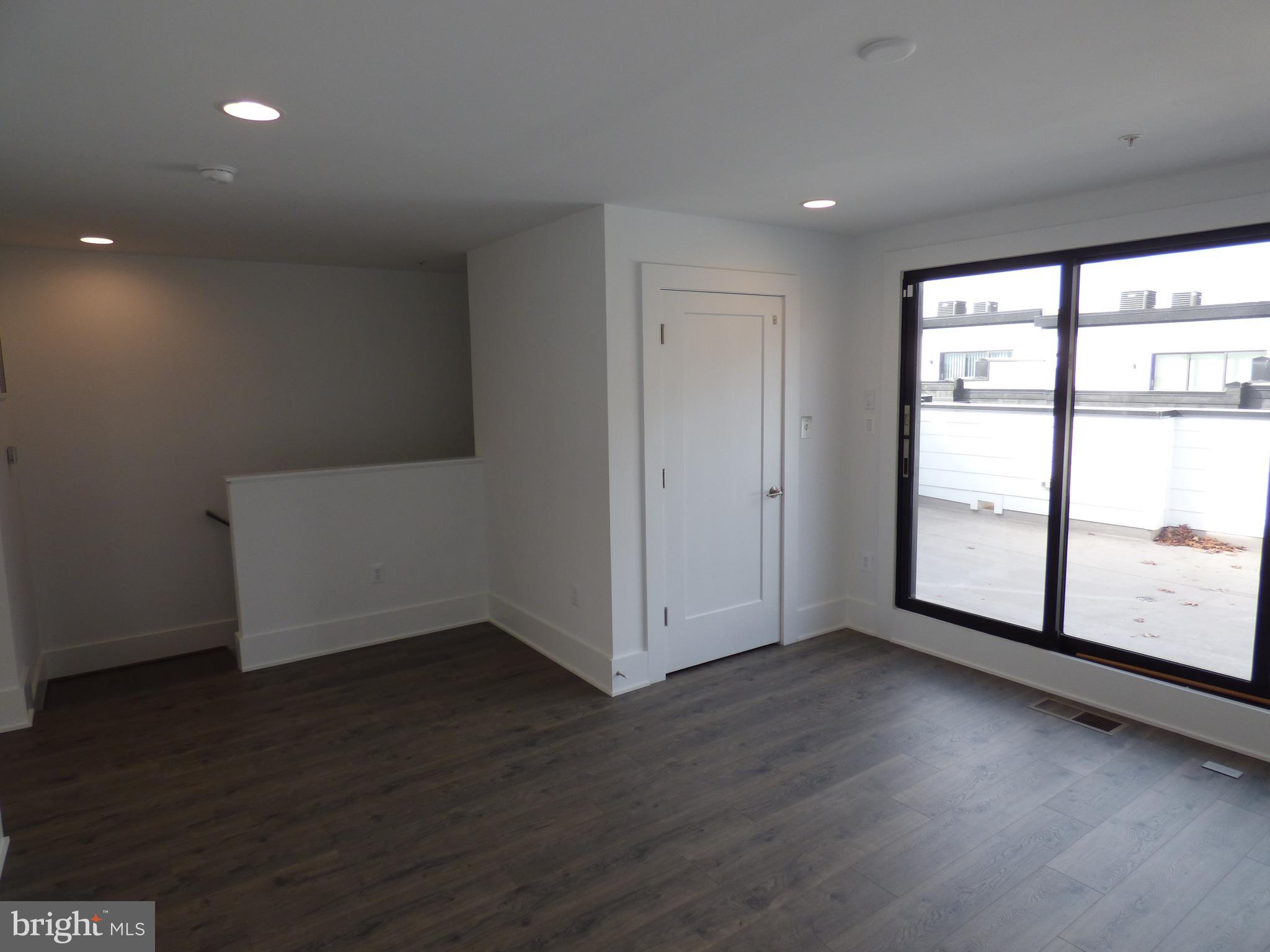 CABIN JOHN VILLAGE - Residential Lease