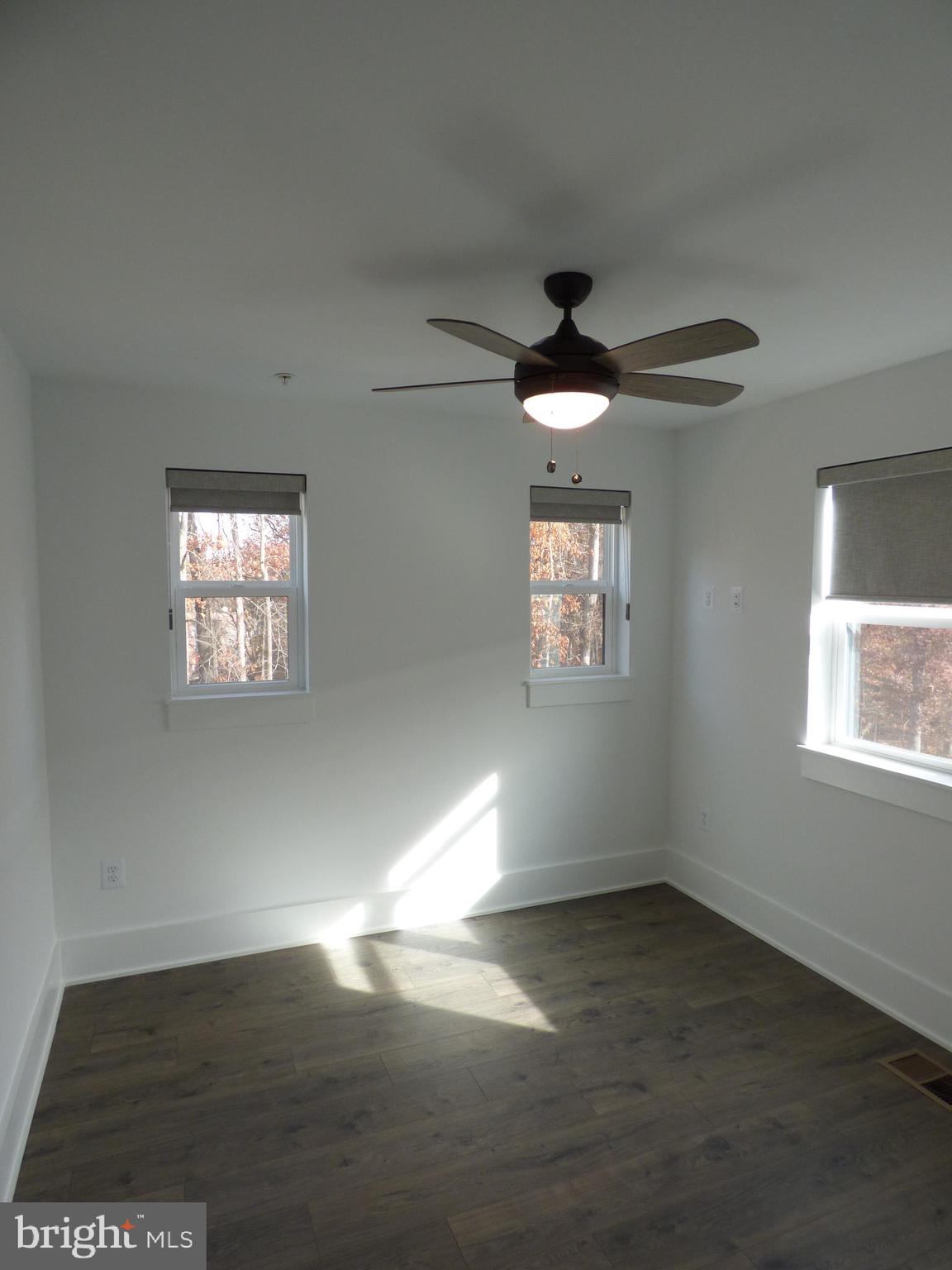 CABIN JOHN VILLAGE - Residential Lease