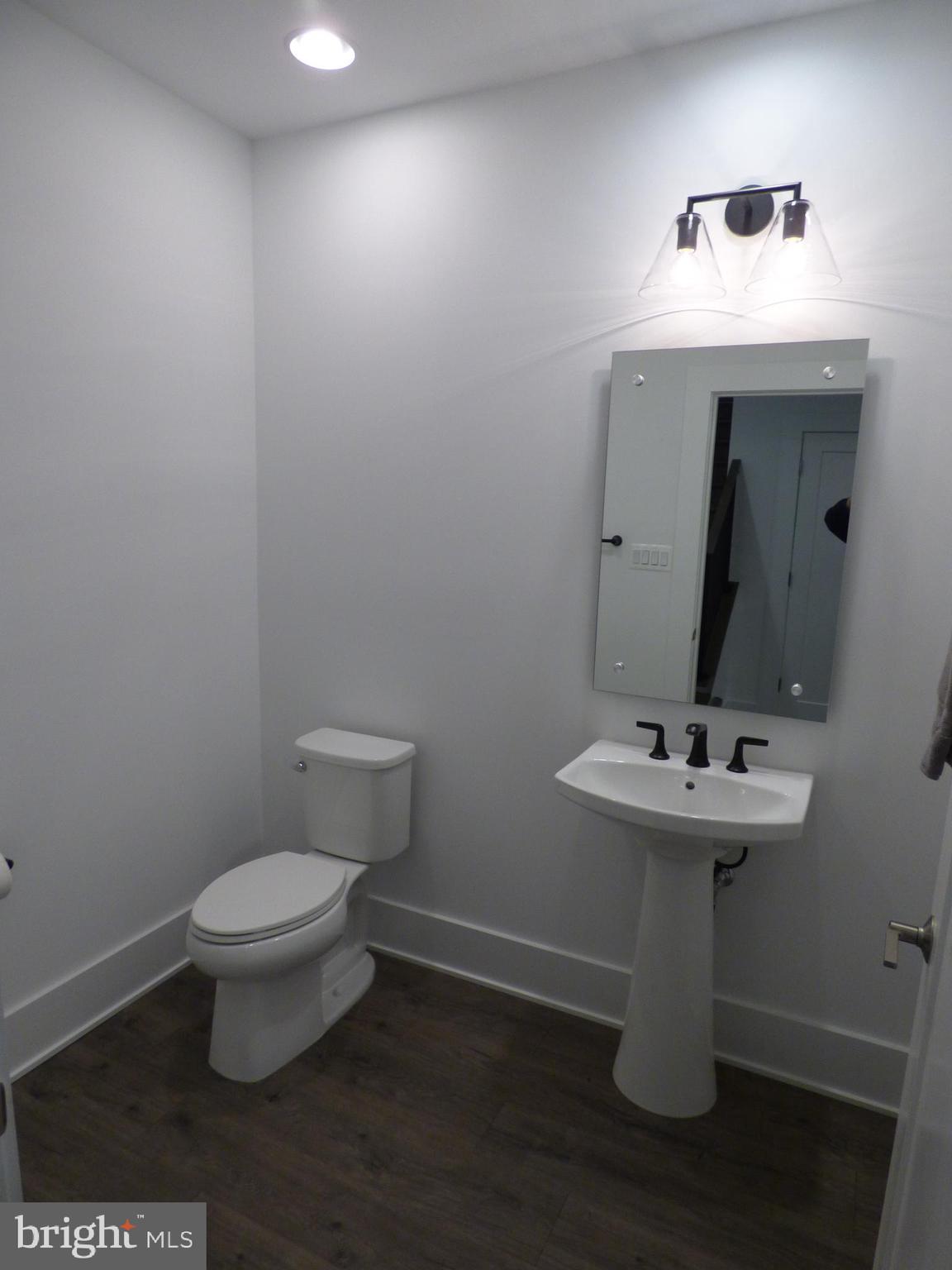 CABIN JOHN VILLAGE - Residential Lease