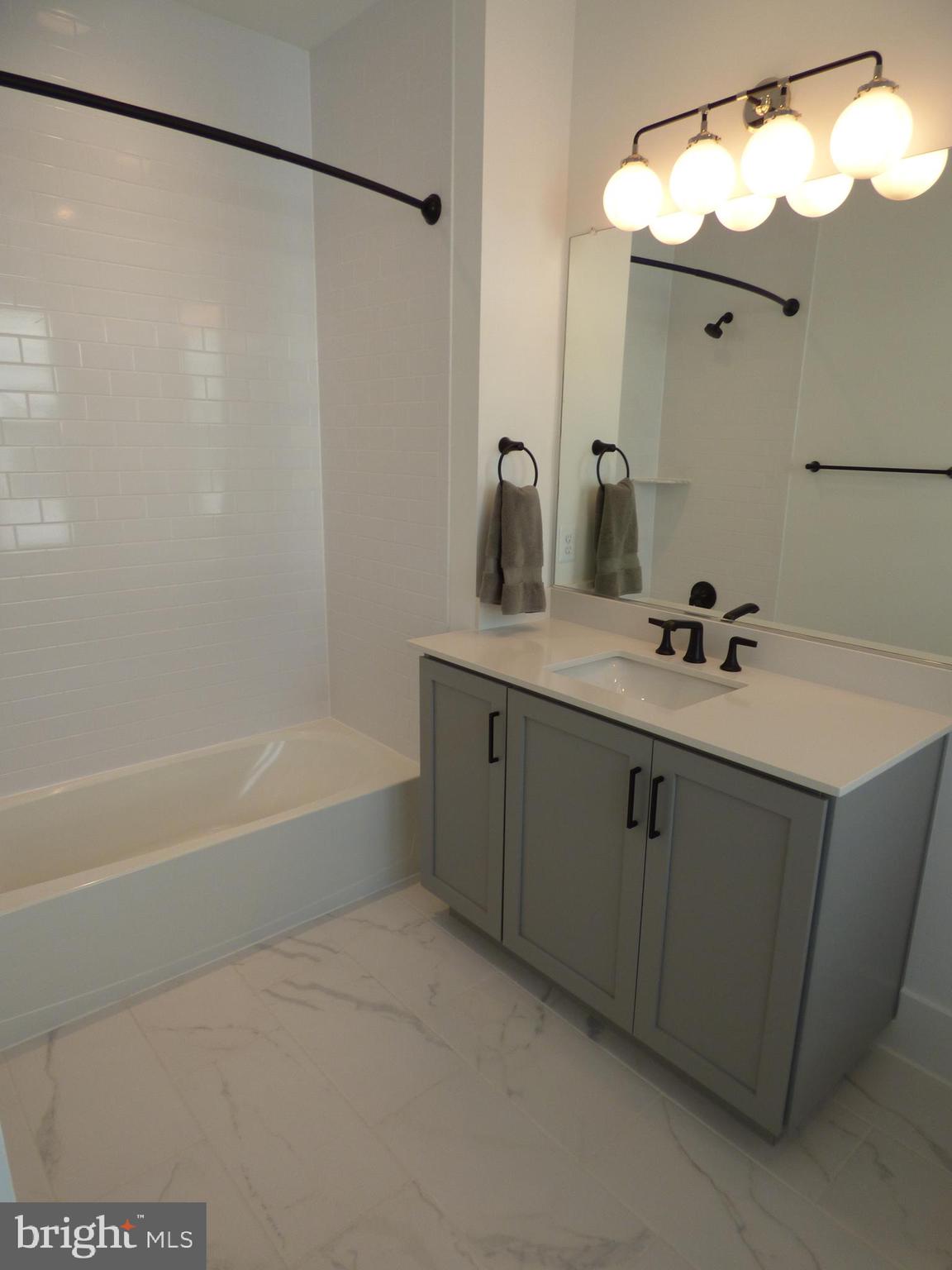 CABIN JOHN VILLAGE - Residential Lease