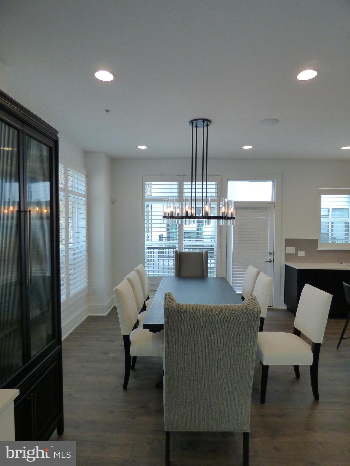 CABIN JOHN VILLAGE - Residential Lease