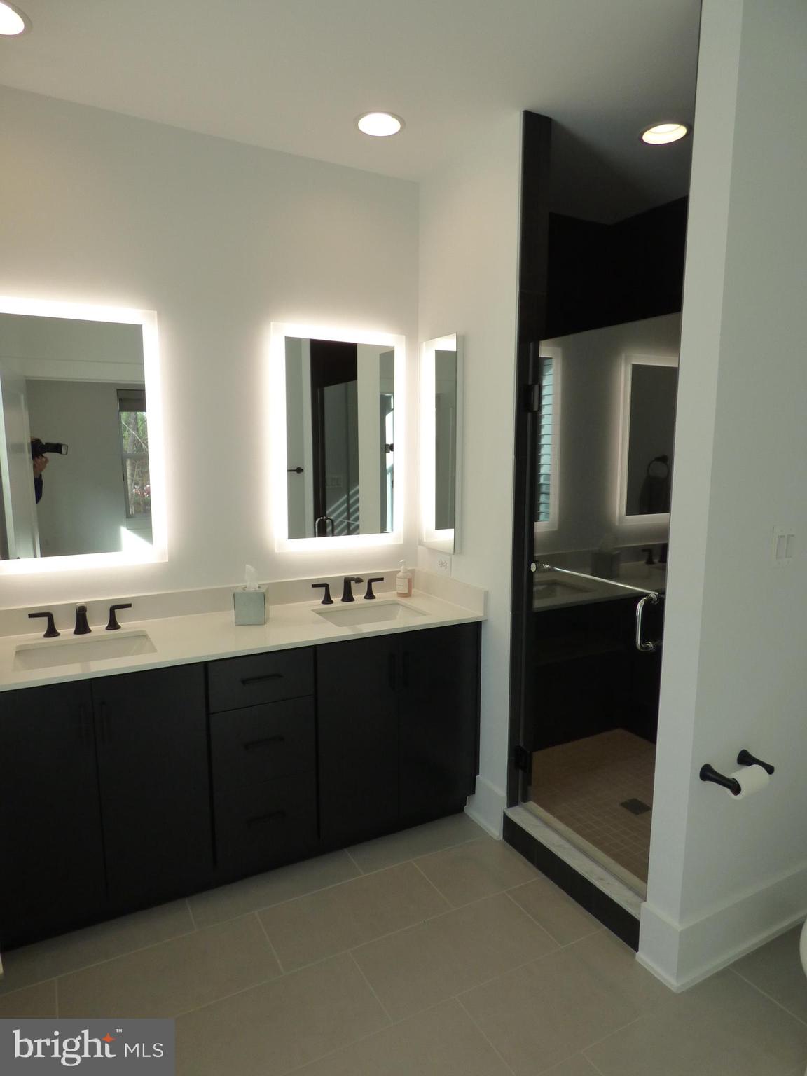 CABIN JOHN VILLAGE - Residential Lease