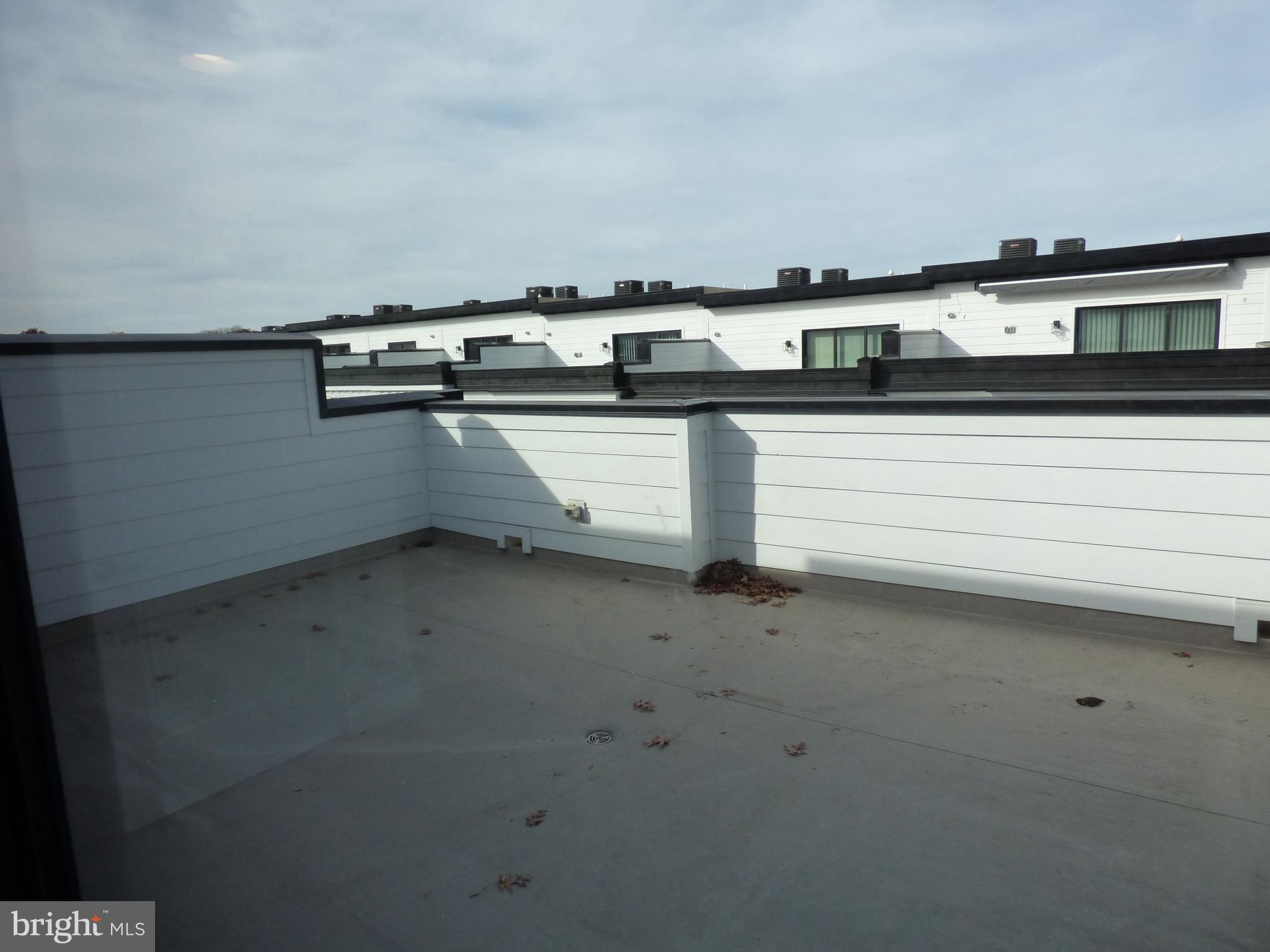 CABIN JOHN VILLAGE - Residential Lease