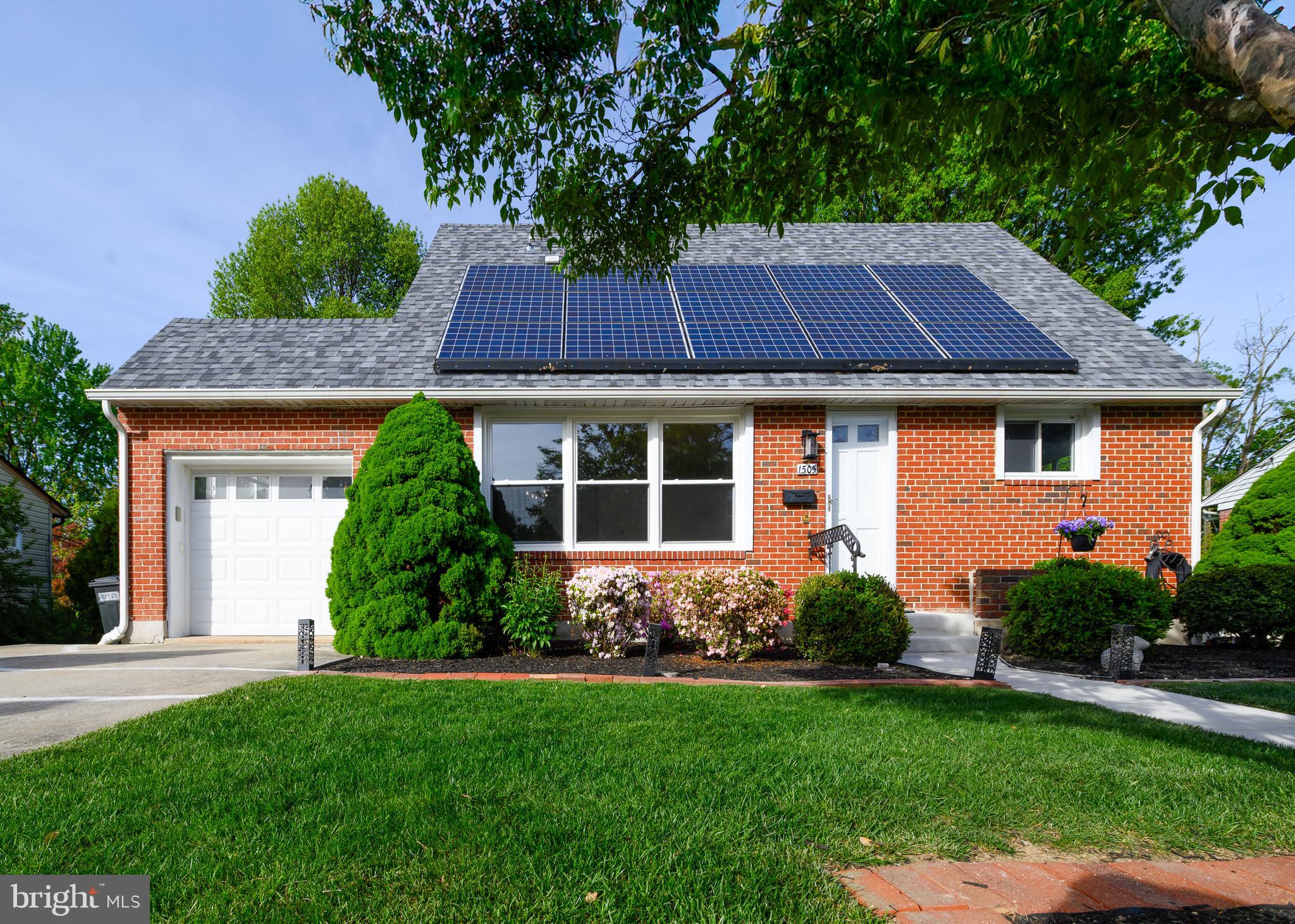 YORK MANOR - Residential Lease