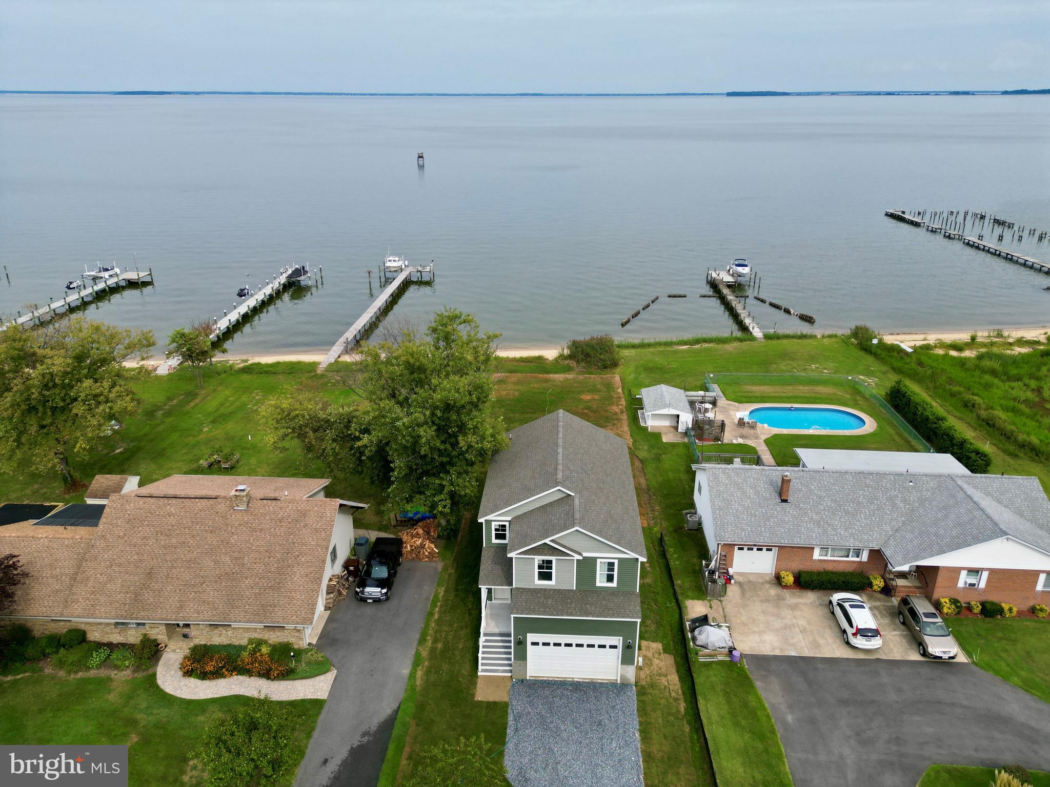 ROMANCOKE ON THE BAY - Residential