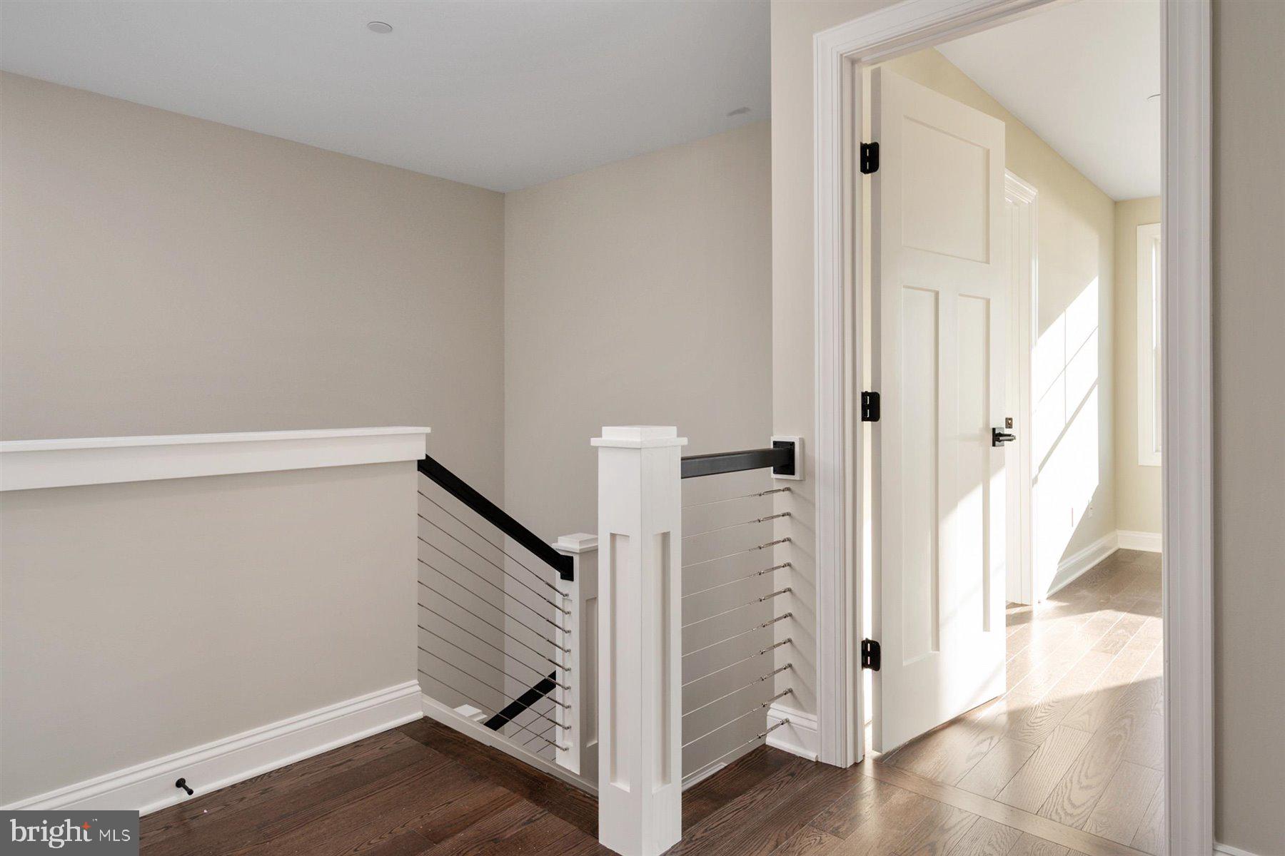 ROMANCOKE ON THE BAY - Residential