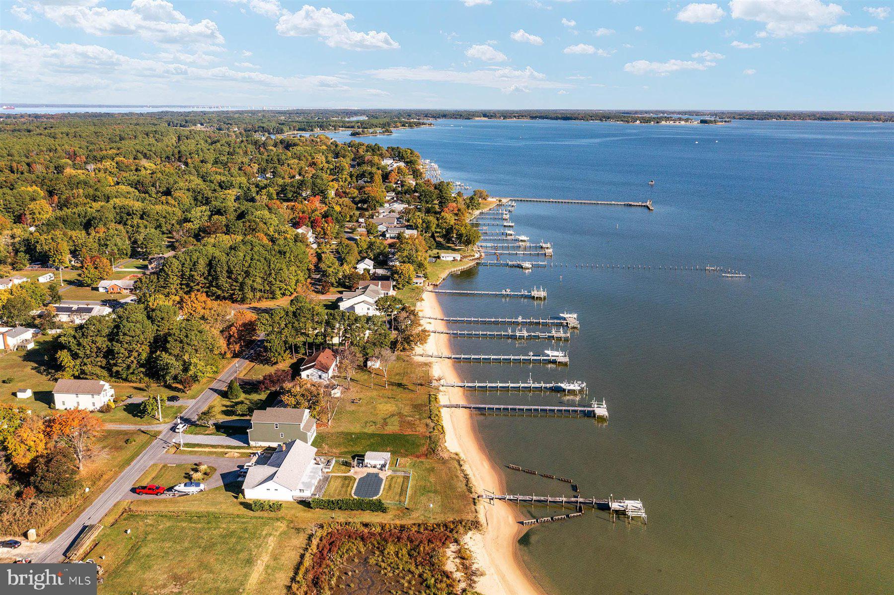 ROMANCOKE ON THE BAY - Residential