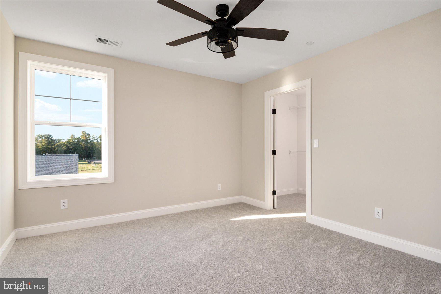 ROMANCOKE ON THE BAY - Residential