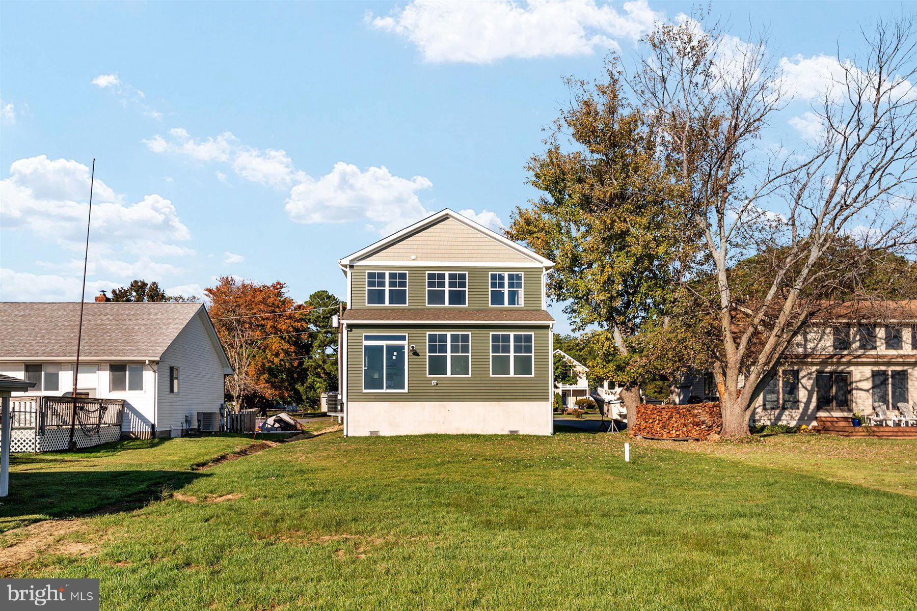 ROMANCOKE ON THE BAY - Residential