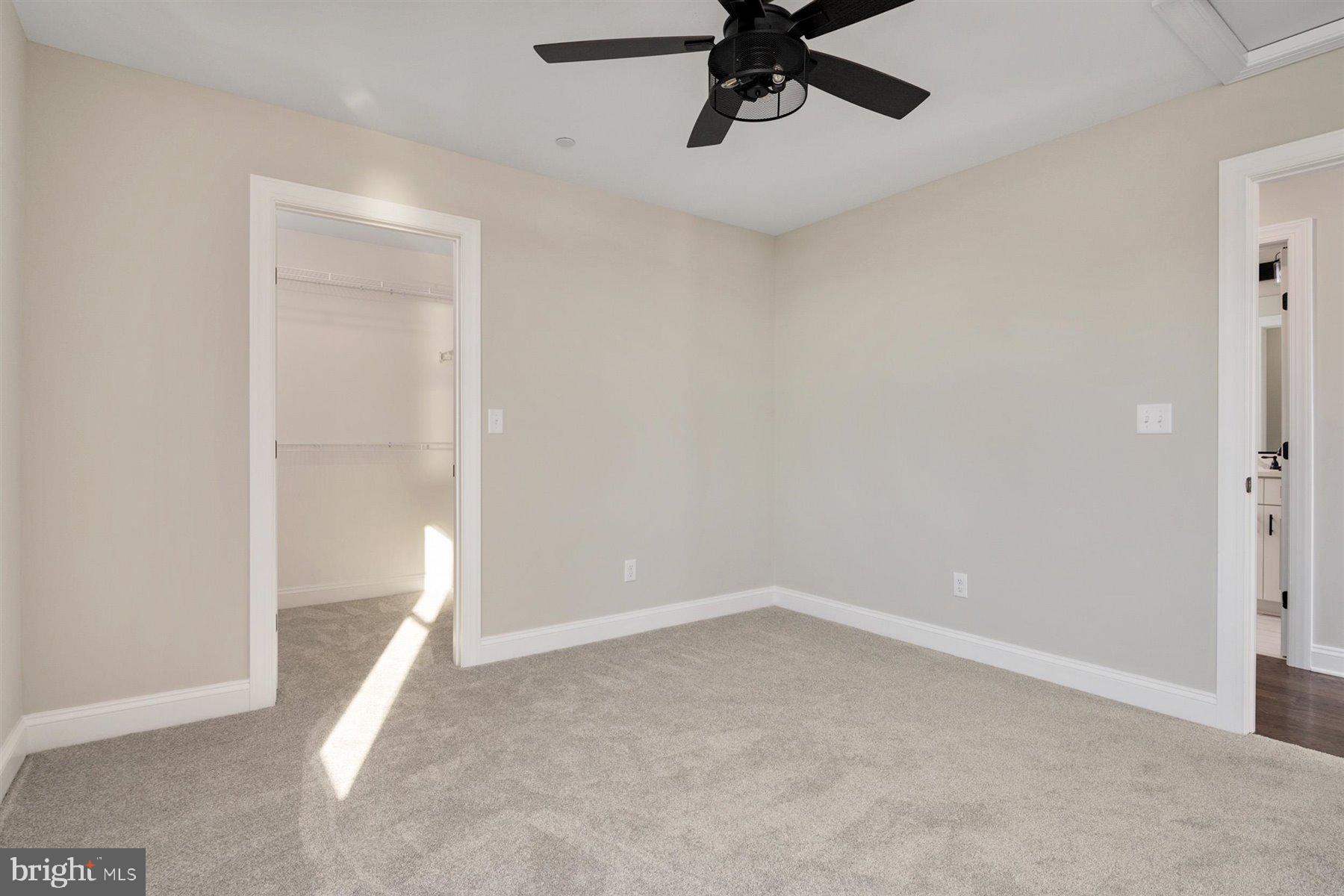 ROMANCOKE ON THE BAY - Residential