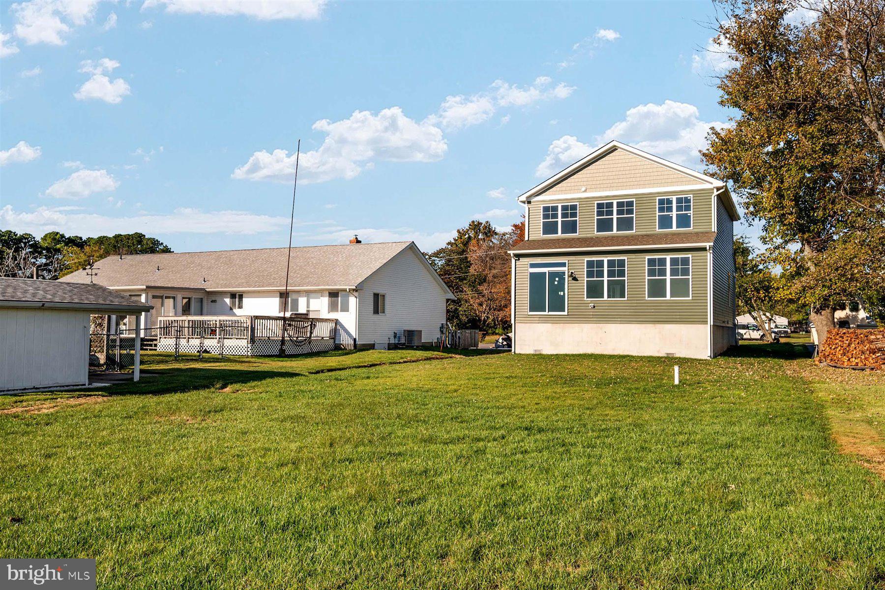 ROMANCOKE ON THE BAY - Residential