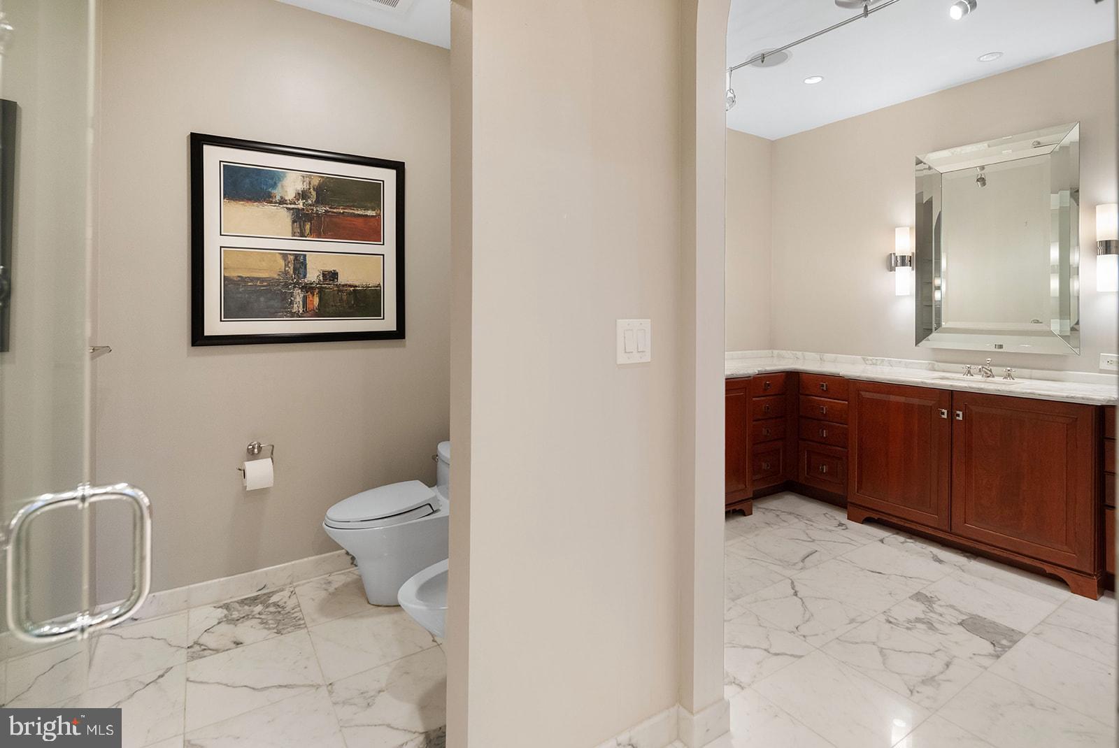 OLD CITY - Residential