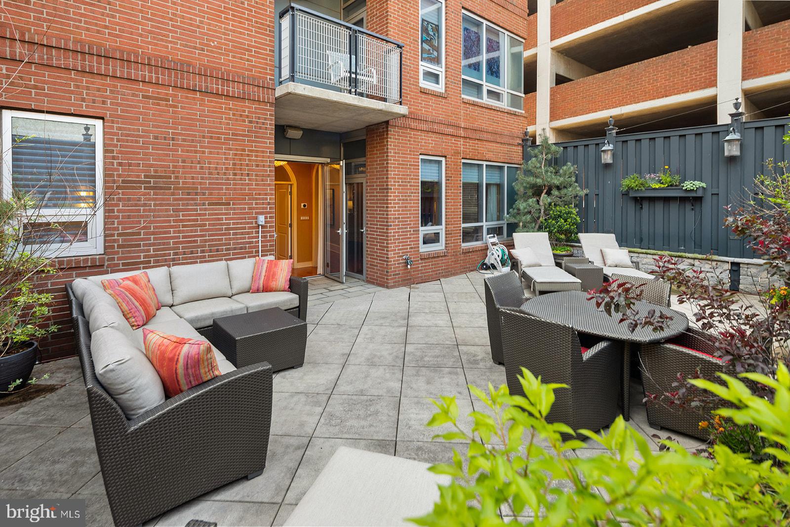 OLD CITY - Residential