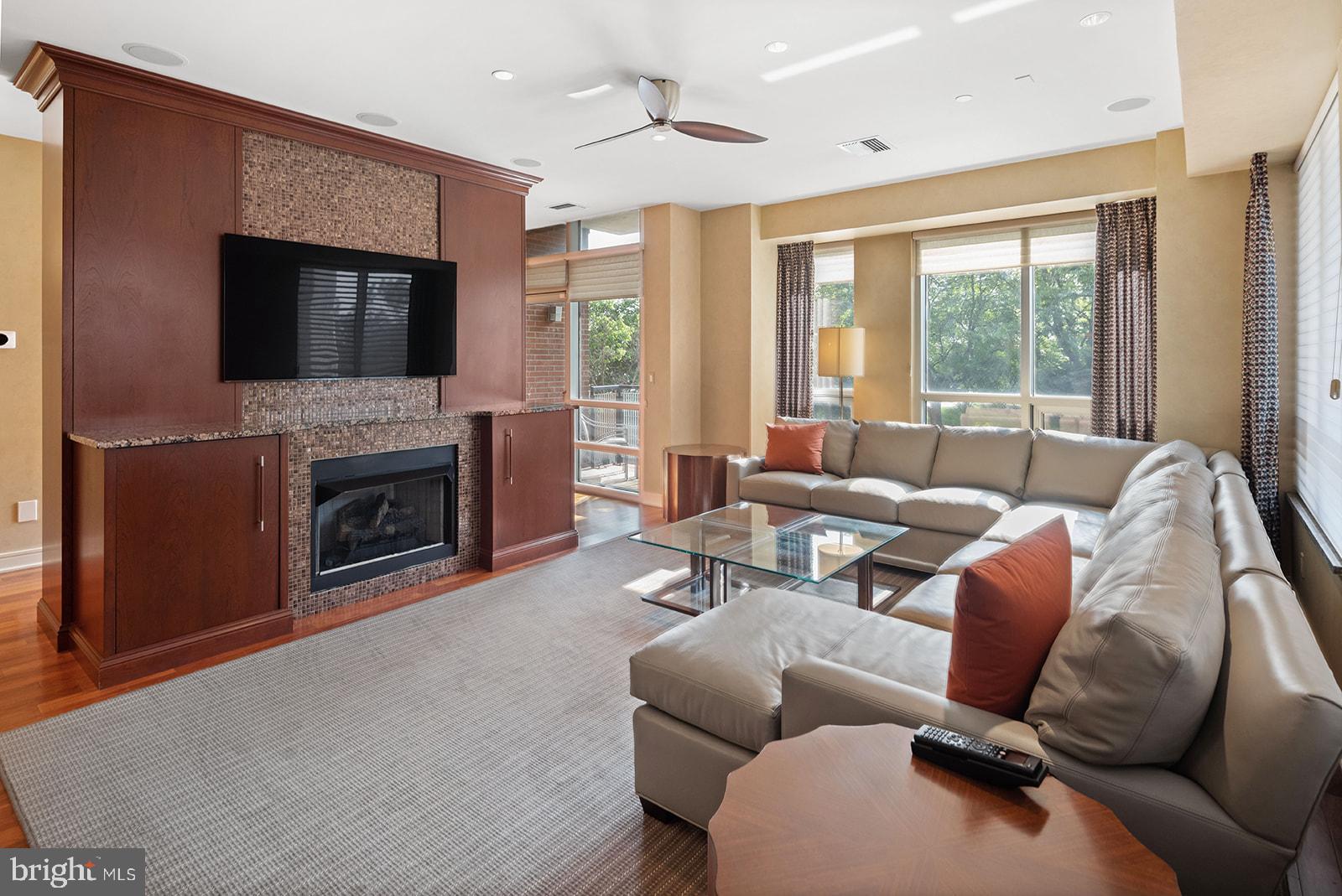 OLD CITY - Residential