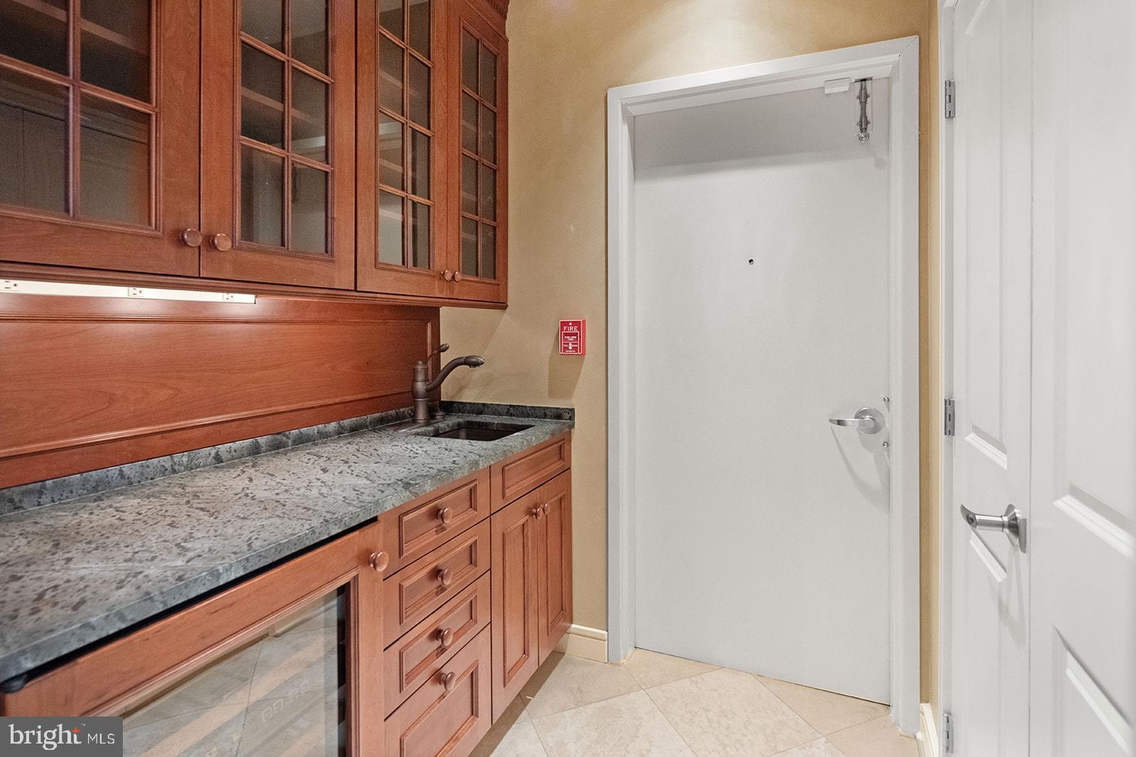 OLD CITY - Residential