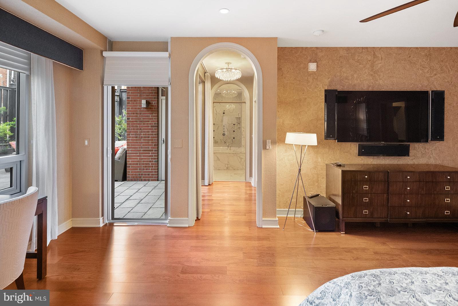 OLD CITY - Residential