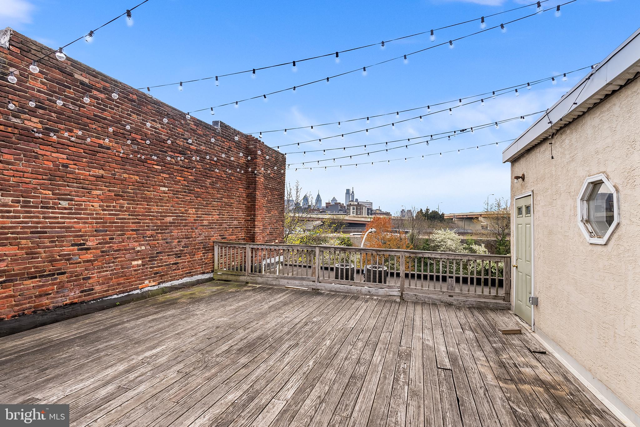 OLD CITY - Residential Lease