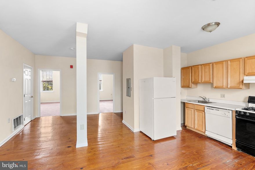 Great 2 Bedroom, 1 Bathroom unit in the heart of Old City. Hardwood Flooring, Central Air and Washer & Dryer in Unit! Views of the Ben Franklin from your living room and deck. Just steps away from all of the hot spots in Old City, including, Morgan's Pier, Tuna Bar, Forsythia, Royal Boucherie & More! First, Last, Security required at signing. No Pets, No Smoking. Tenant pays all utilities.