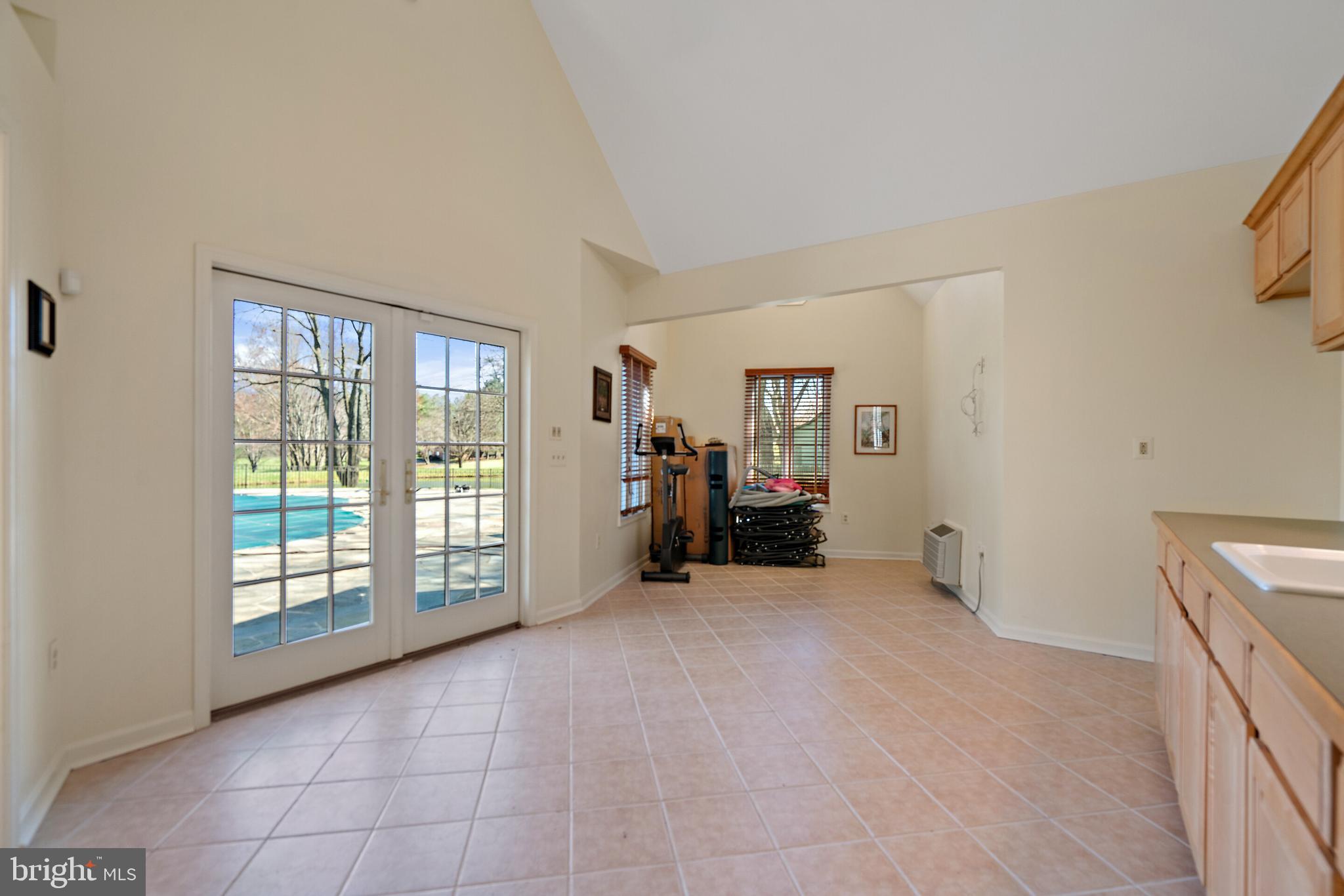 FLEETWOOD FARMS - Residential