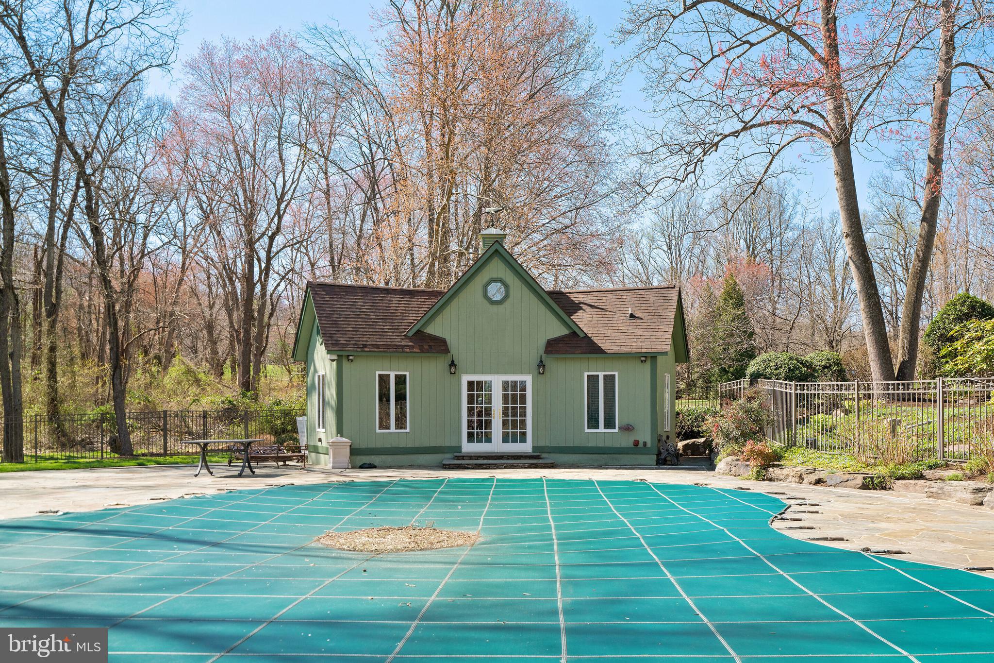 FLEETWOOD FARMS - Residential