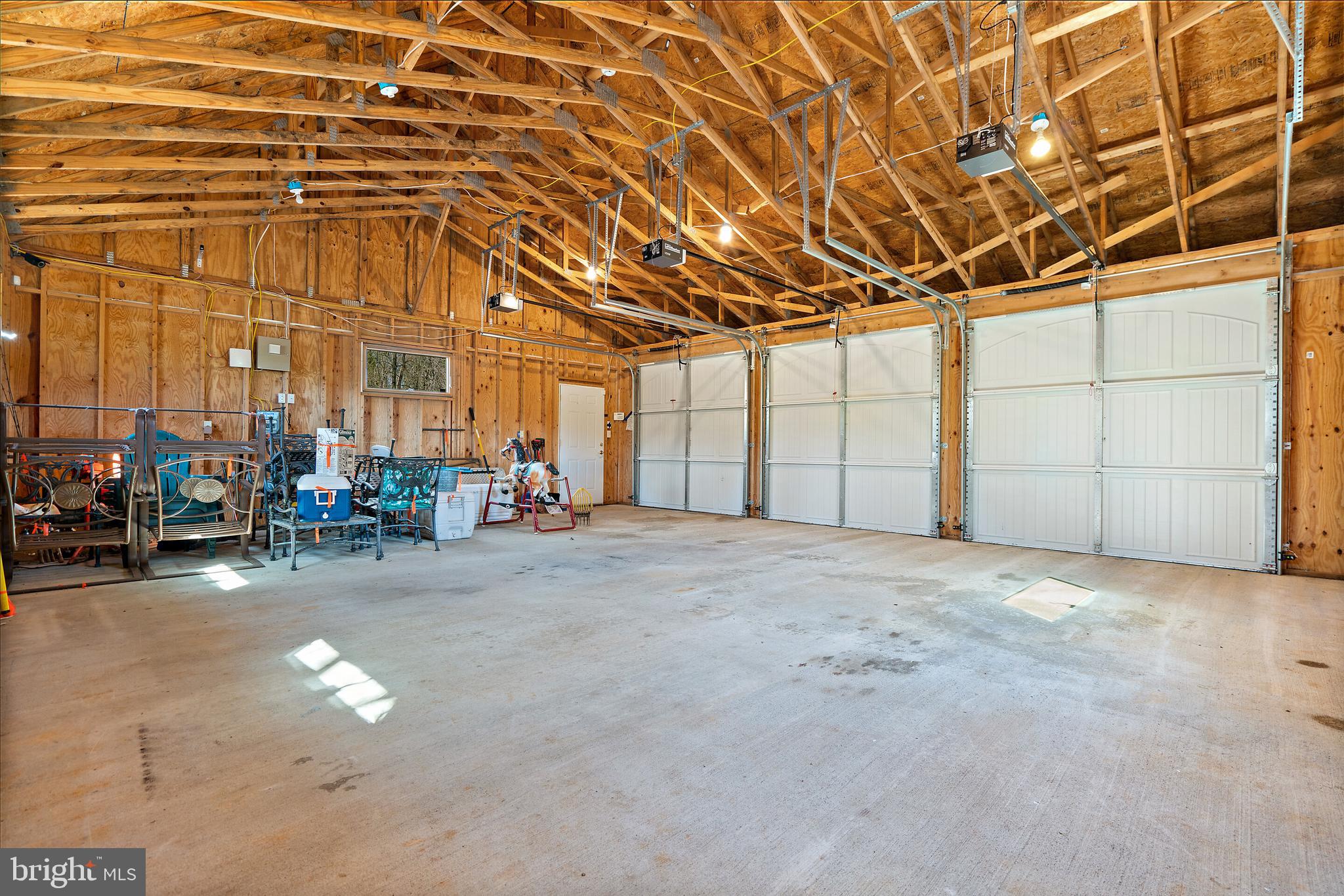 FLEETWOOD FARMS - Residential