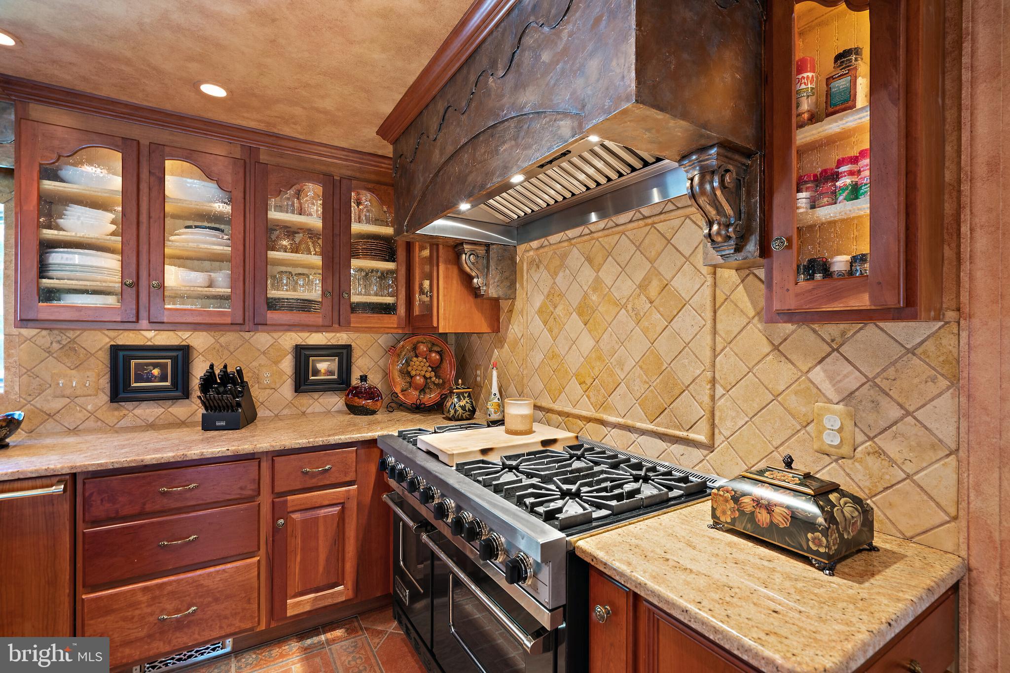 FLEETWOOD FARMS - Residential