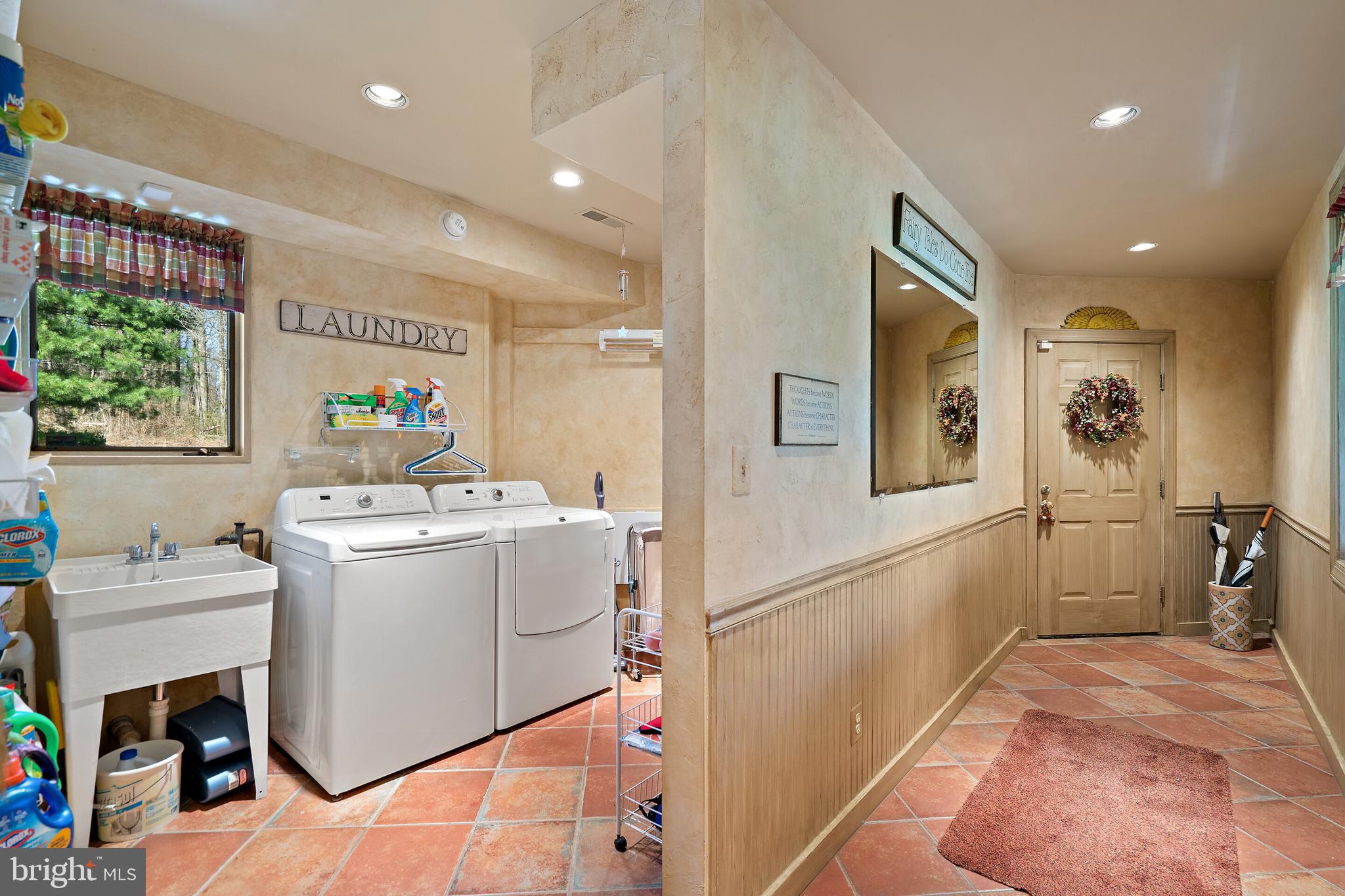 FLEETWOOD FARMS - Residential