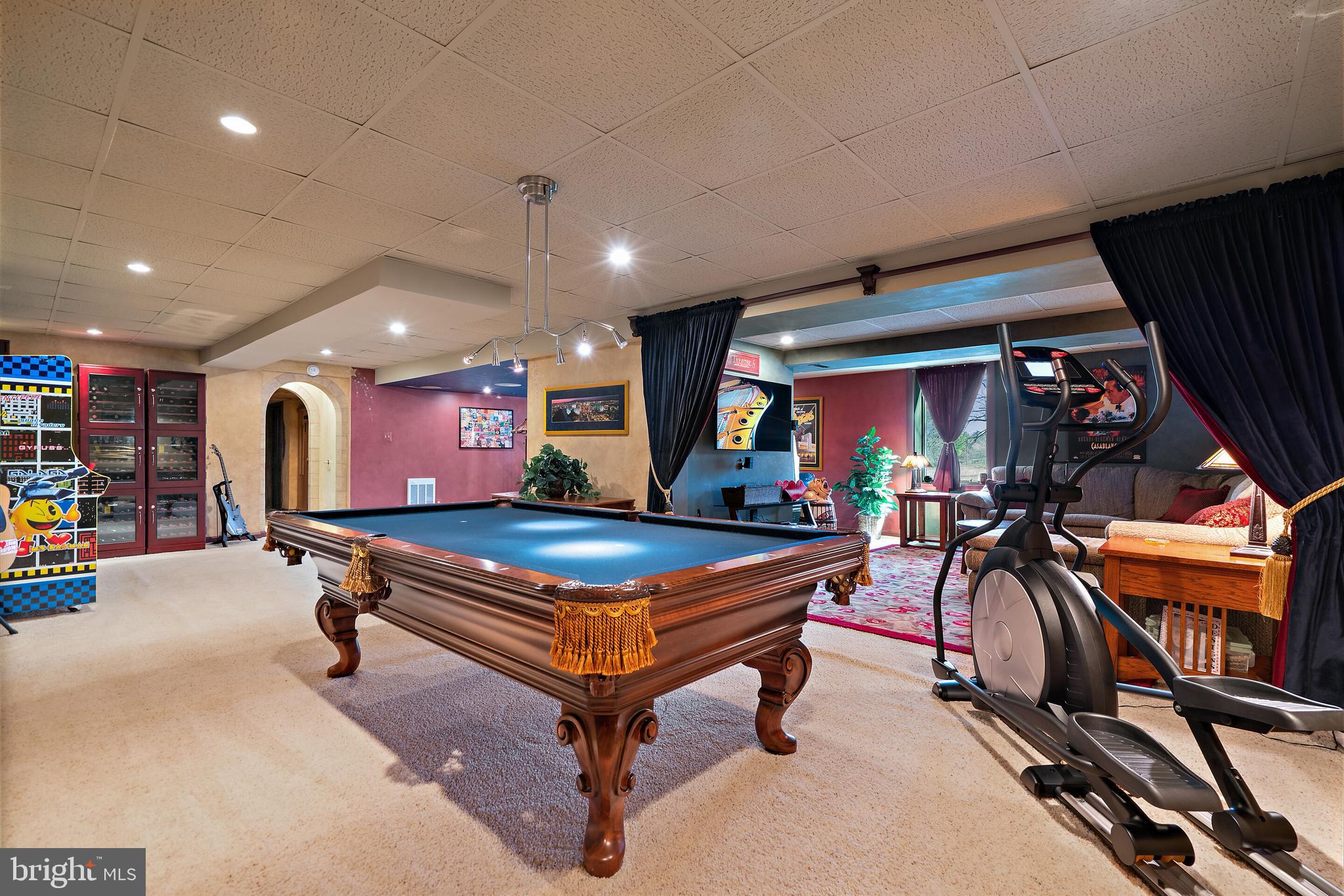 FLEETWOOD FARMS - Residential