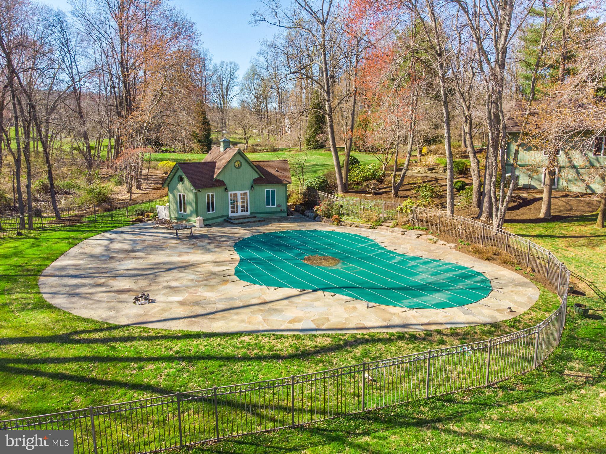 FLEETWOOD FARMS - Residential