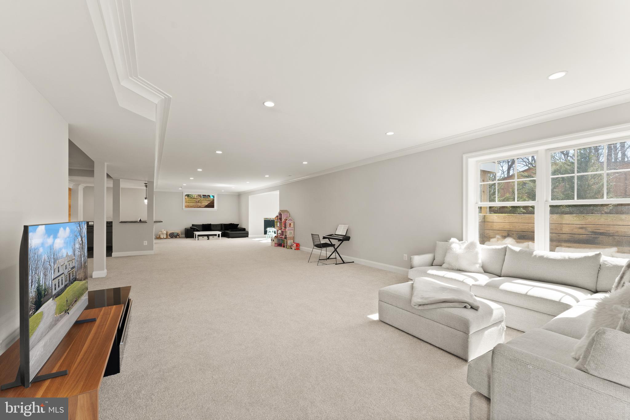 MC HENRY HEIGHTS - Residential