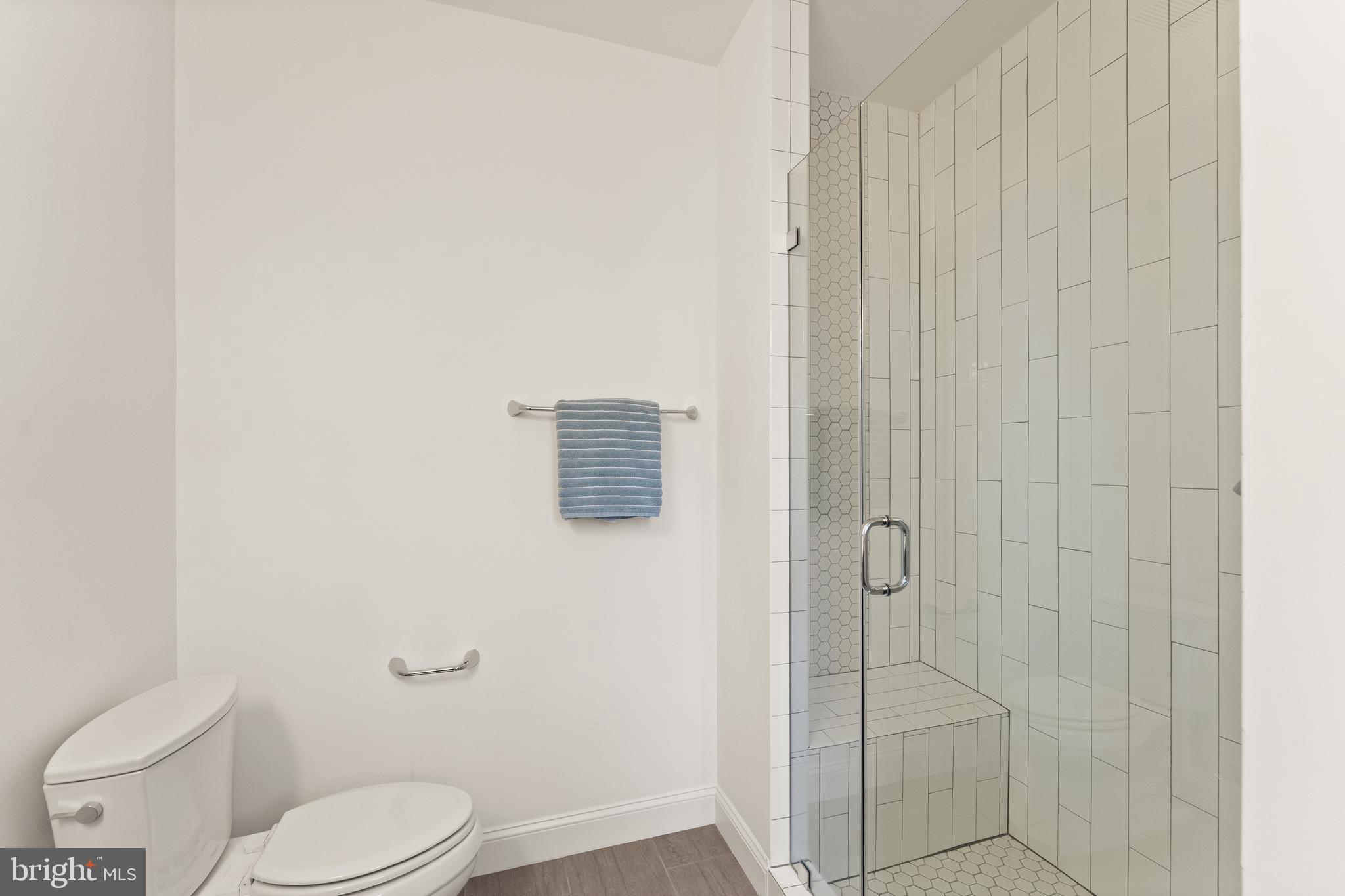 MC HENRY HEIGHTS - Residential