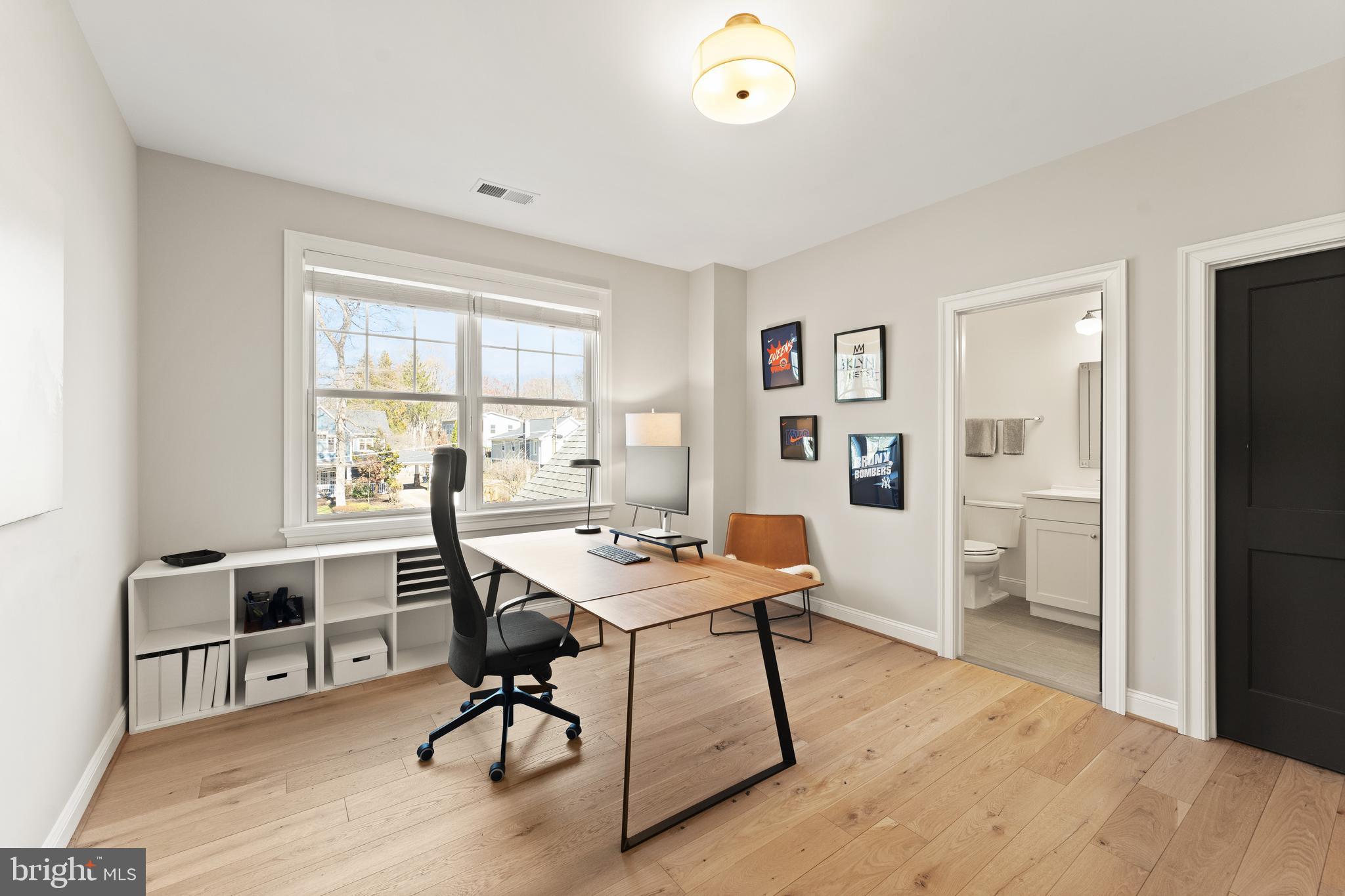 MC HENRY HEIGHTS - Residential