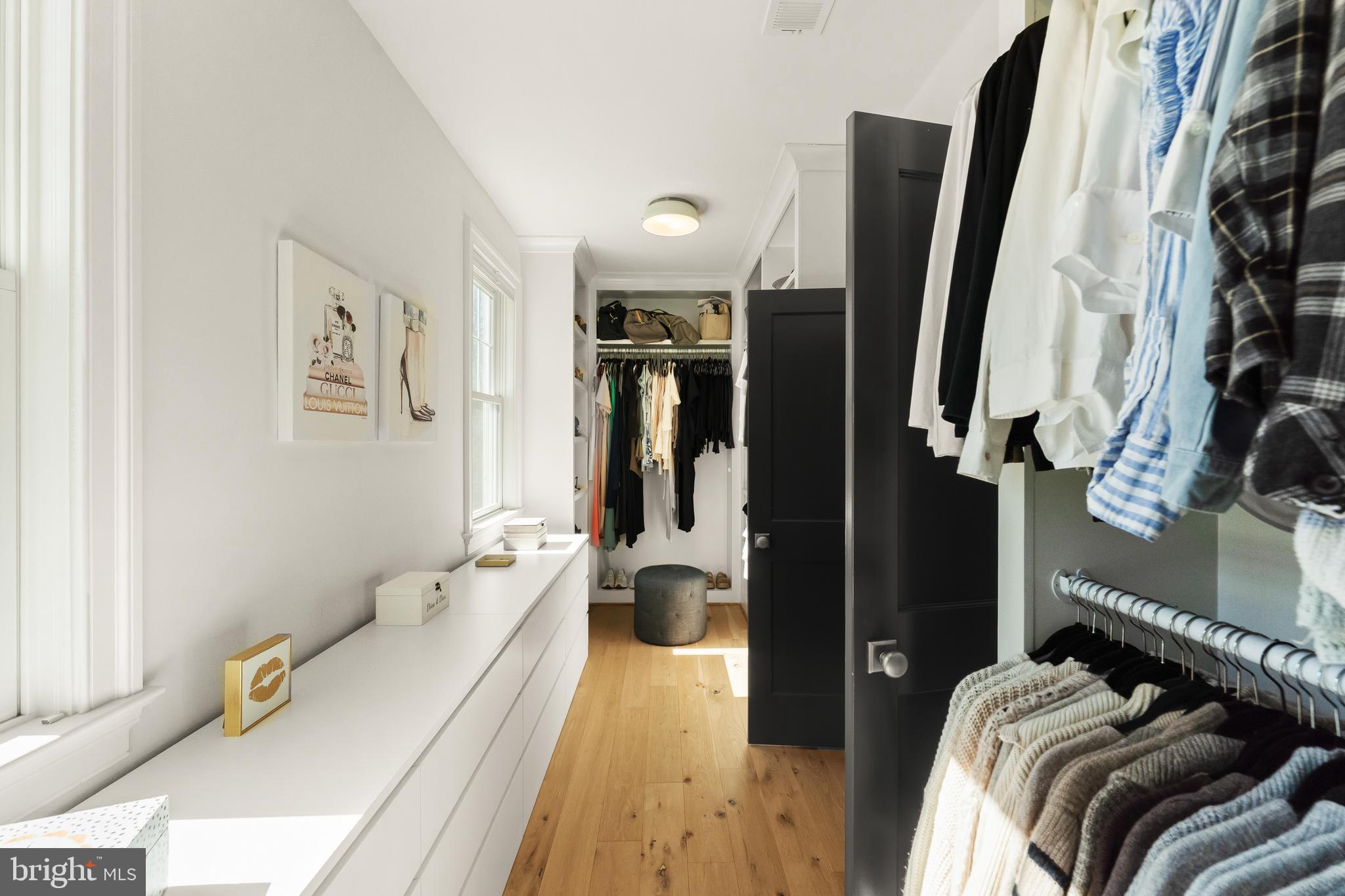 MC HENRY HEIGHTS - Residential