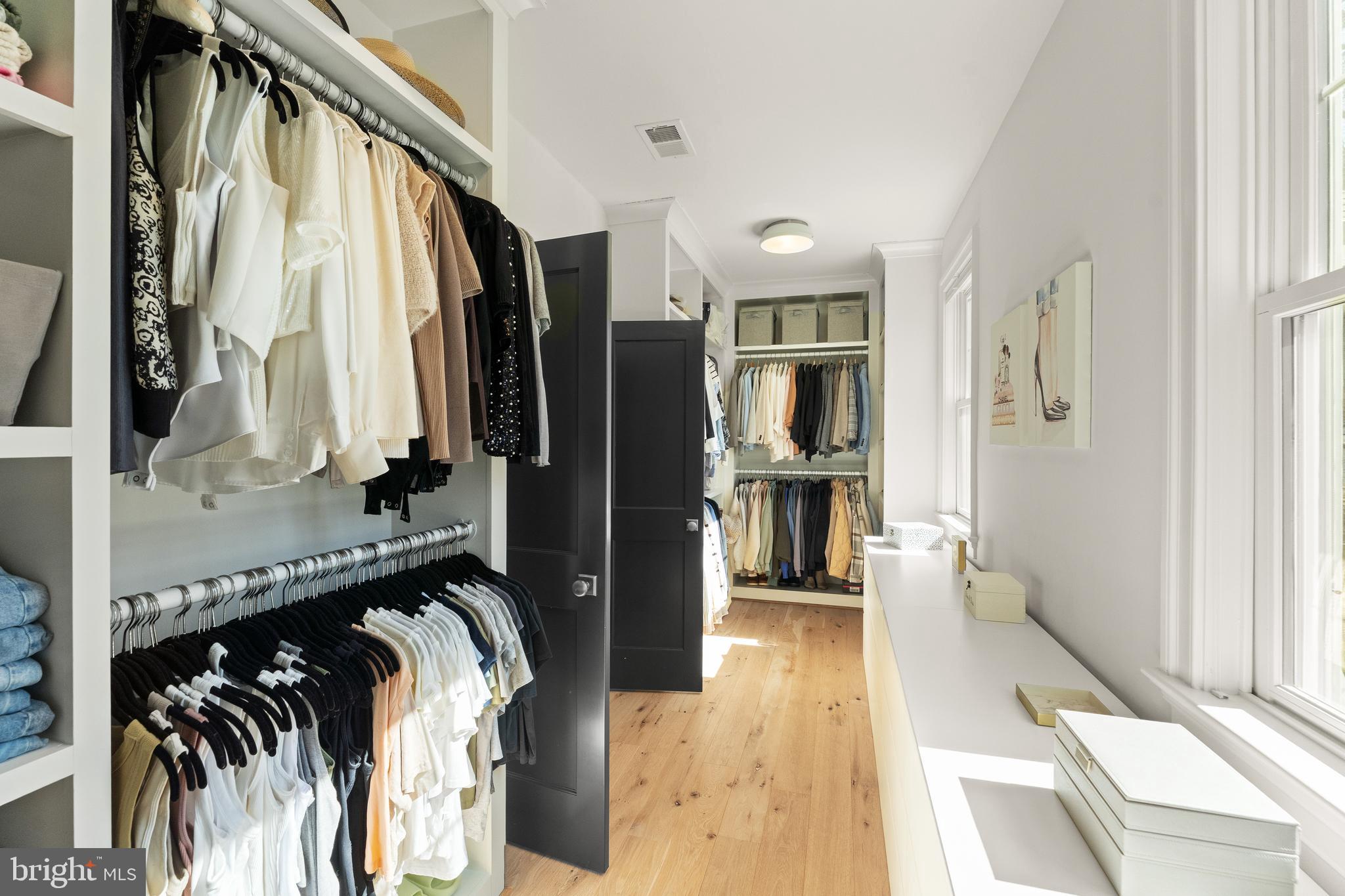 MC HENRY HEIGHTS - Residential