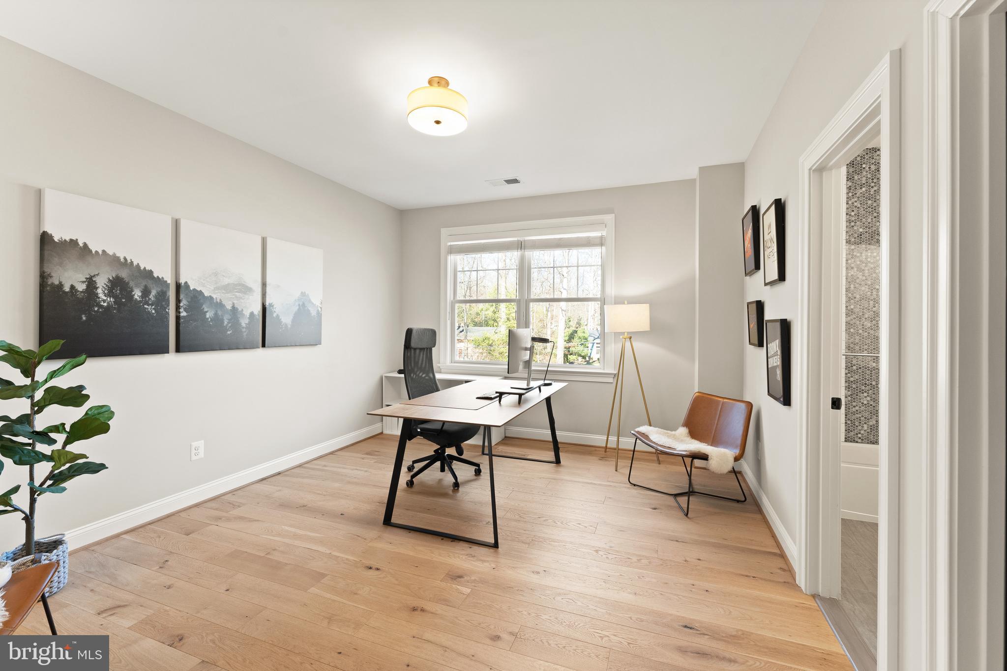 MC HENRY HEIGHTS - Residential