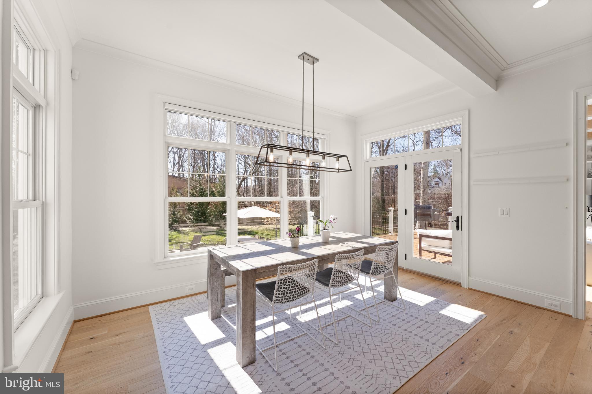 MC HENRY HEIGHTS - Residential