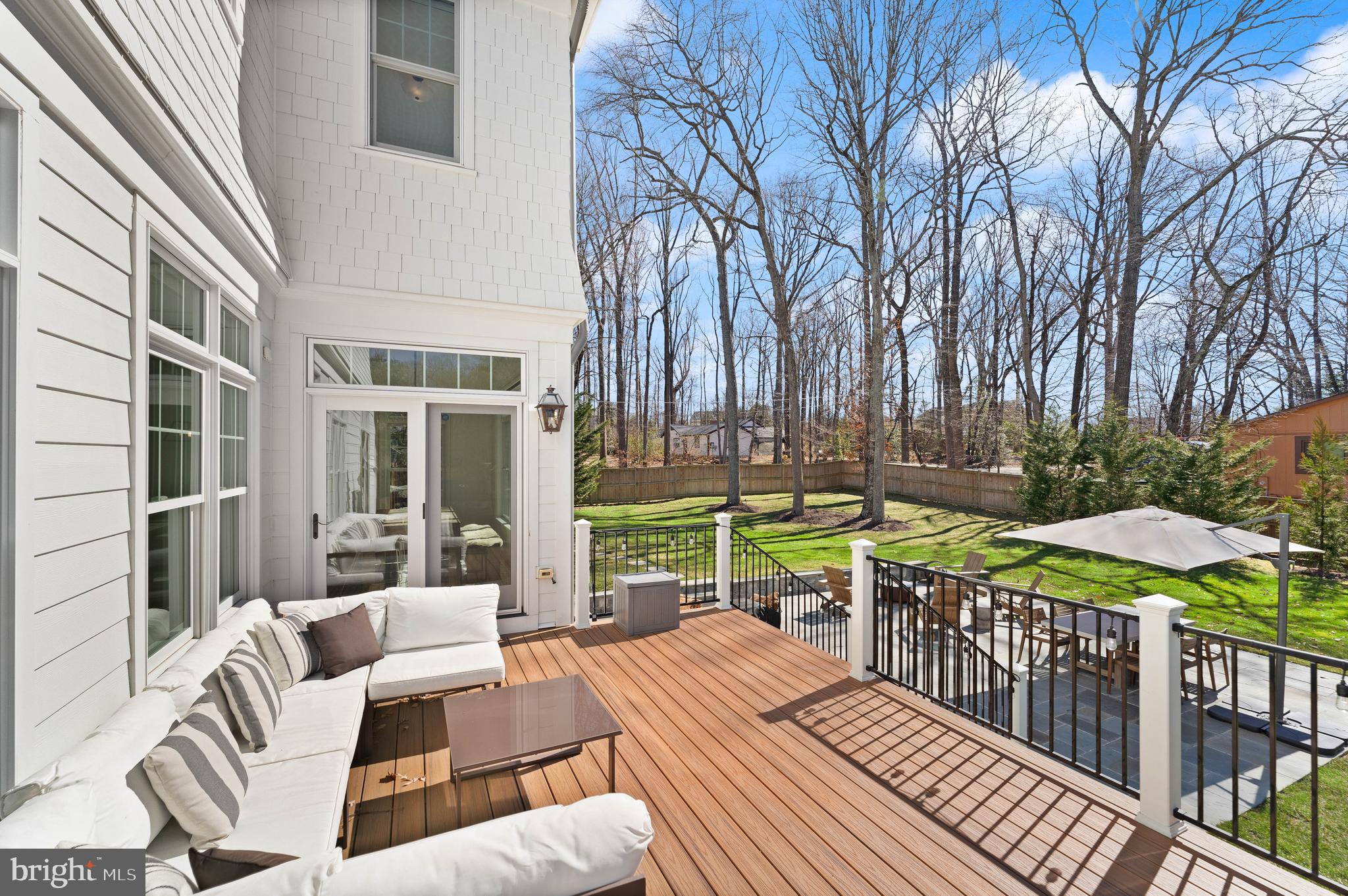 MC HENRY HEIGHTS - Residential