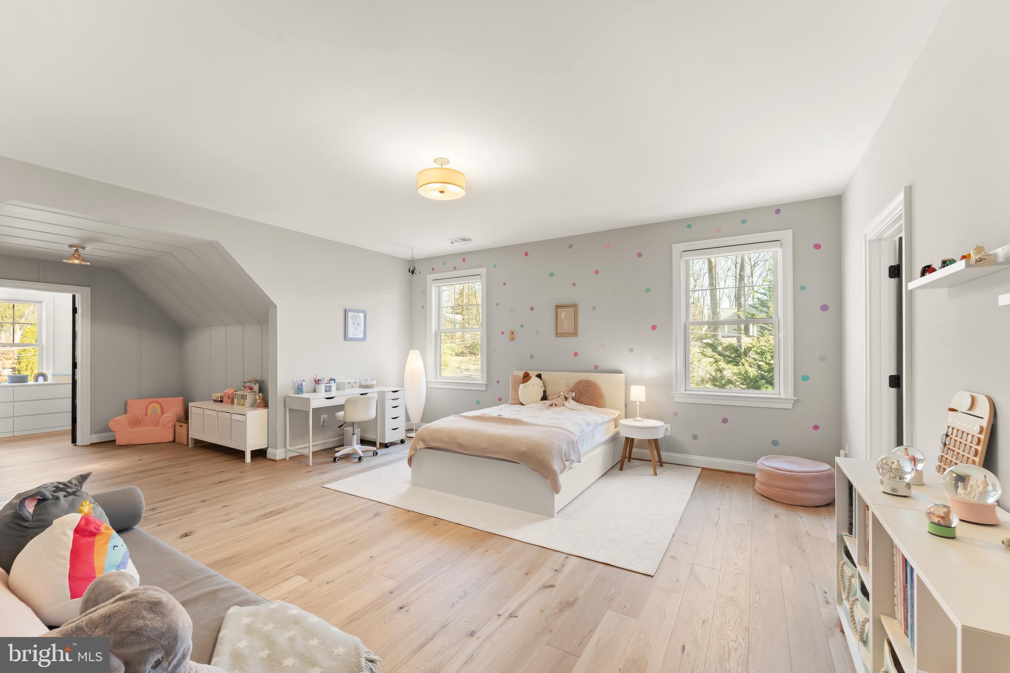 MC HENRY HEIGHTS - Residential