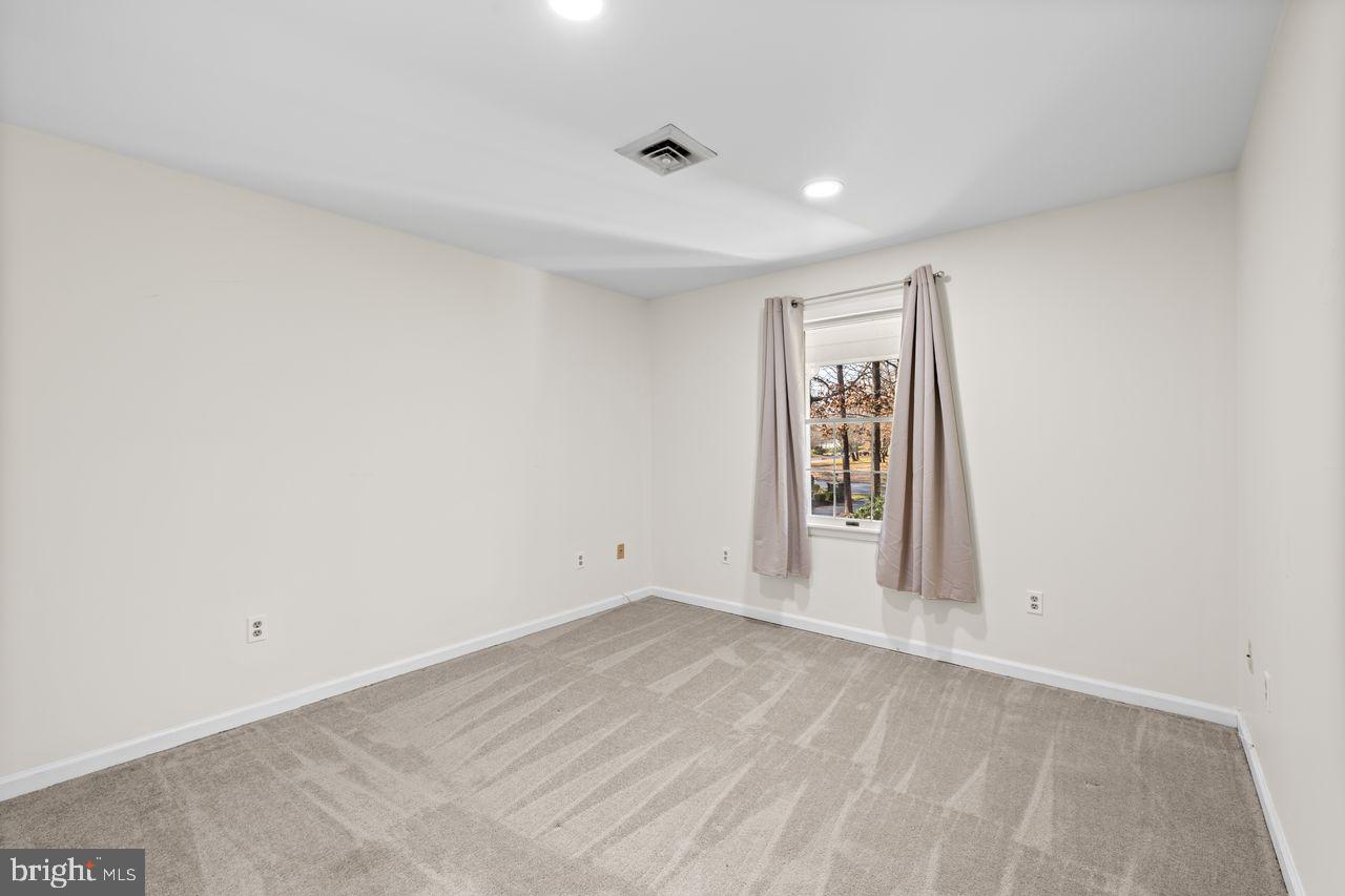 FOXCHASE - Residential