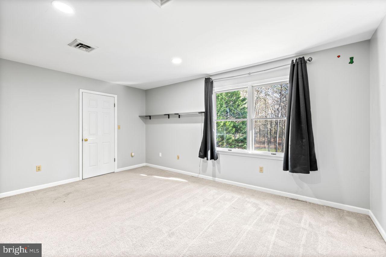 FOXCHASE - Residential