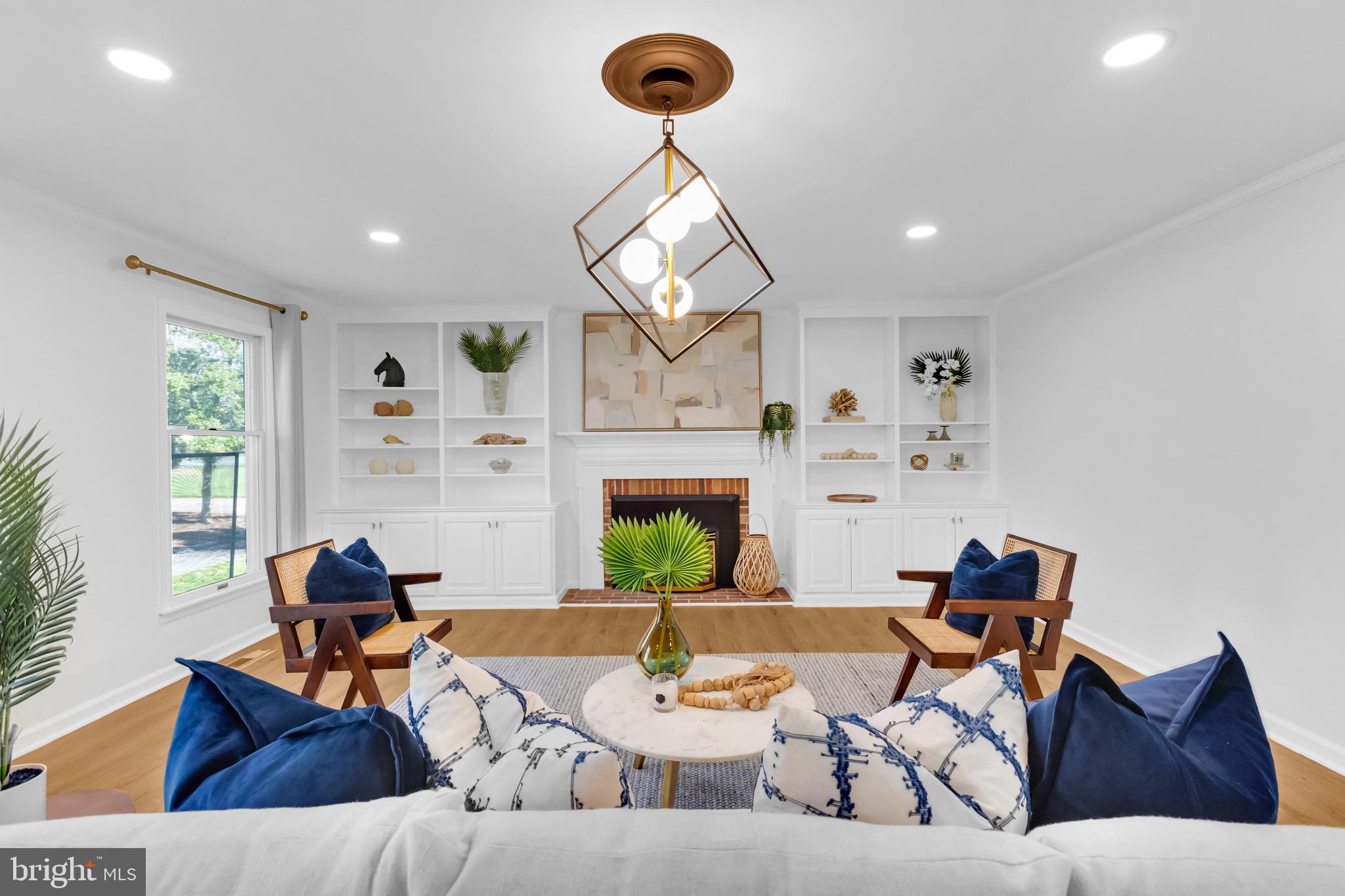 FOXCHASE - Residential